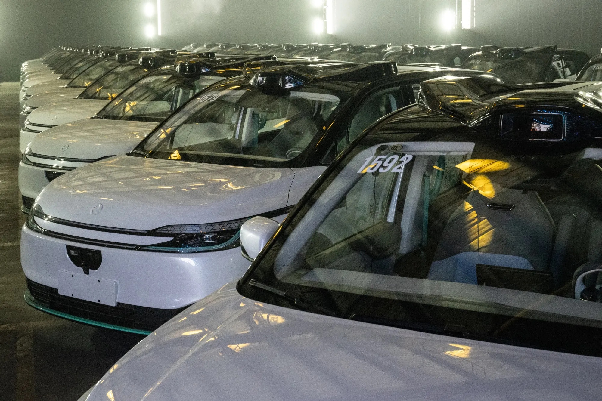 trung quoc,  robotaxi,  tu lai,  baidu,  waymo,  chau au,  trung dong,  taxi tu lai,  taxi anh 2