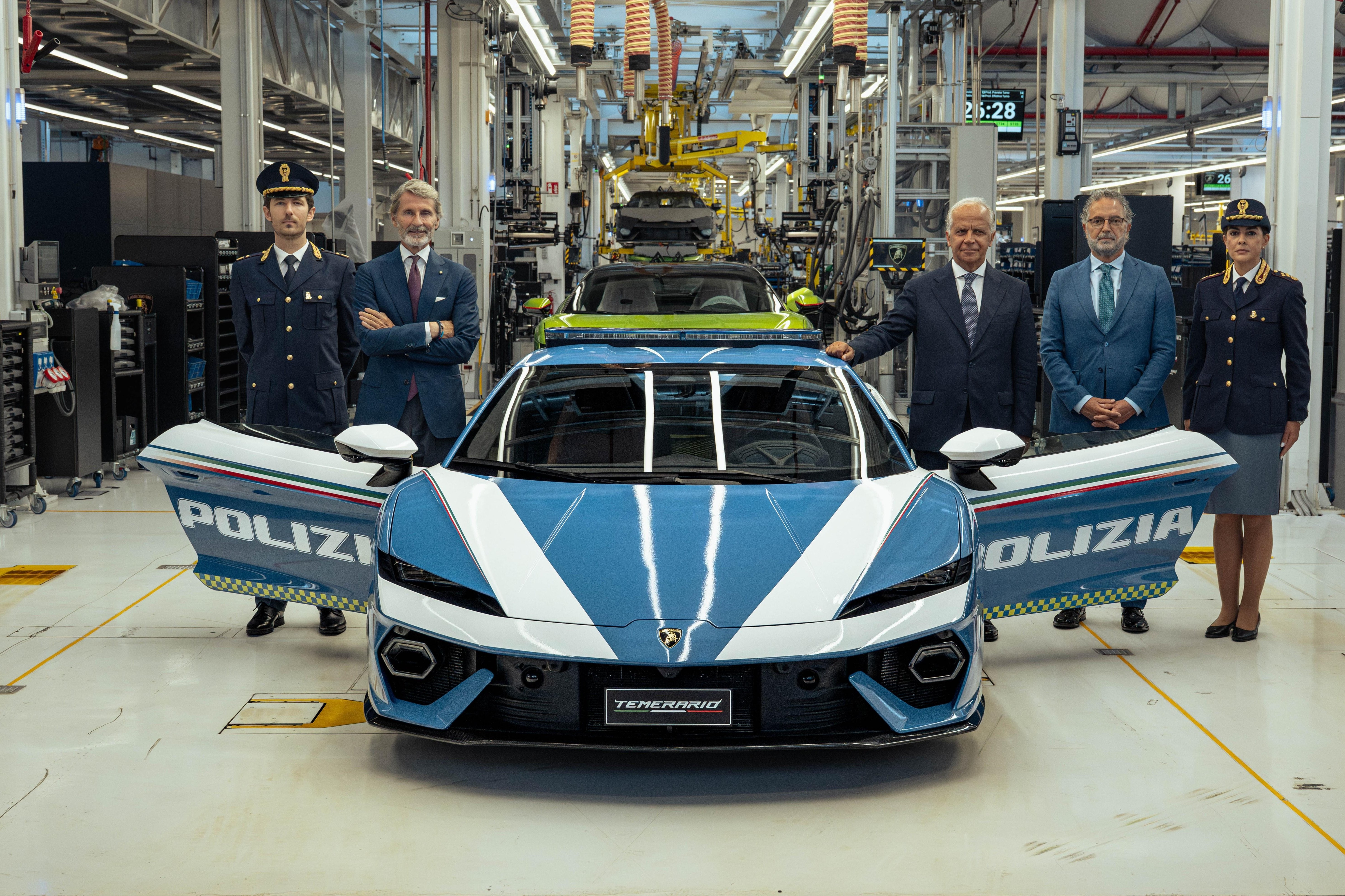 lamborghini temerario,  lamborghini,  temerari,  italy,  cảnh s&aacute;t,  cảnh s&aacute;t italy,  si&ecirc;u xe,  Polizia di Stato ảnh 1