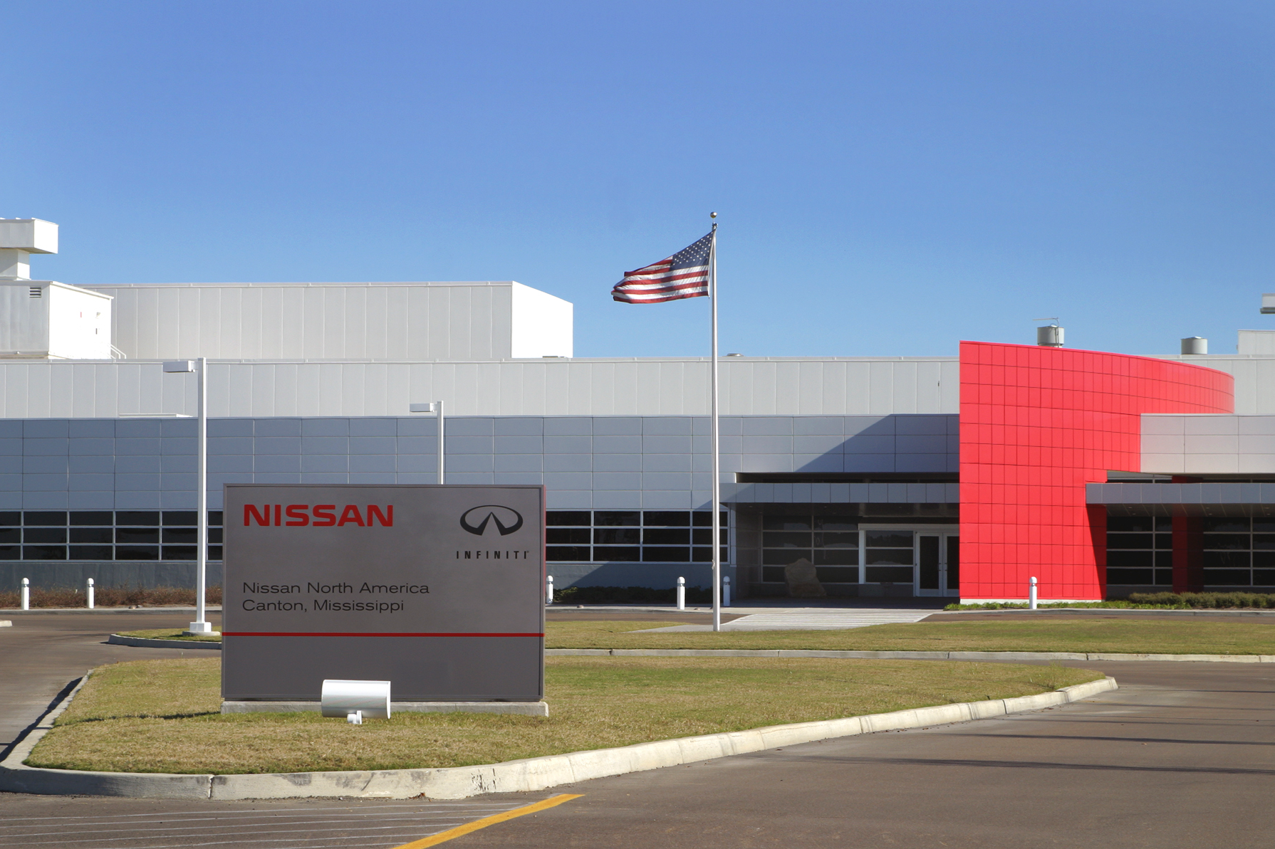 xe dien,  nissan,  my,  ev,  xe xang,  nissan leaf,  rogue,  bev,  phev,  hybrid,  xe hybrid,  Mississippi,  canton anh 1