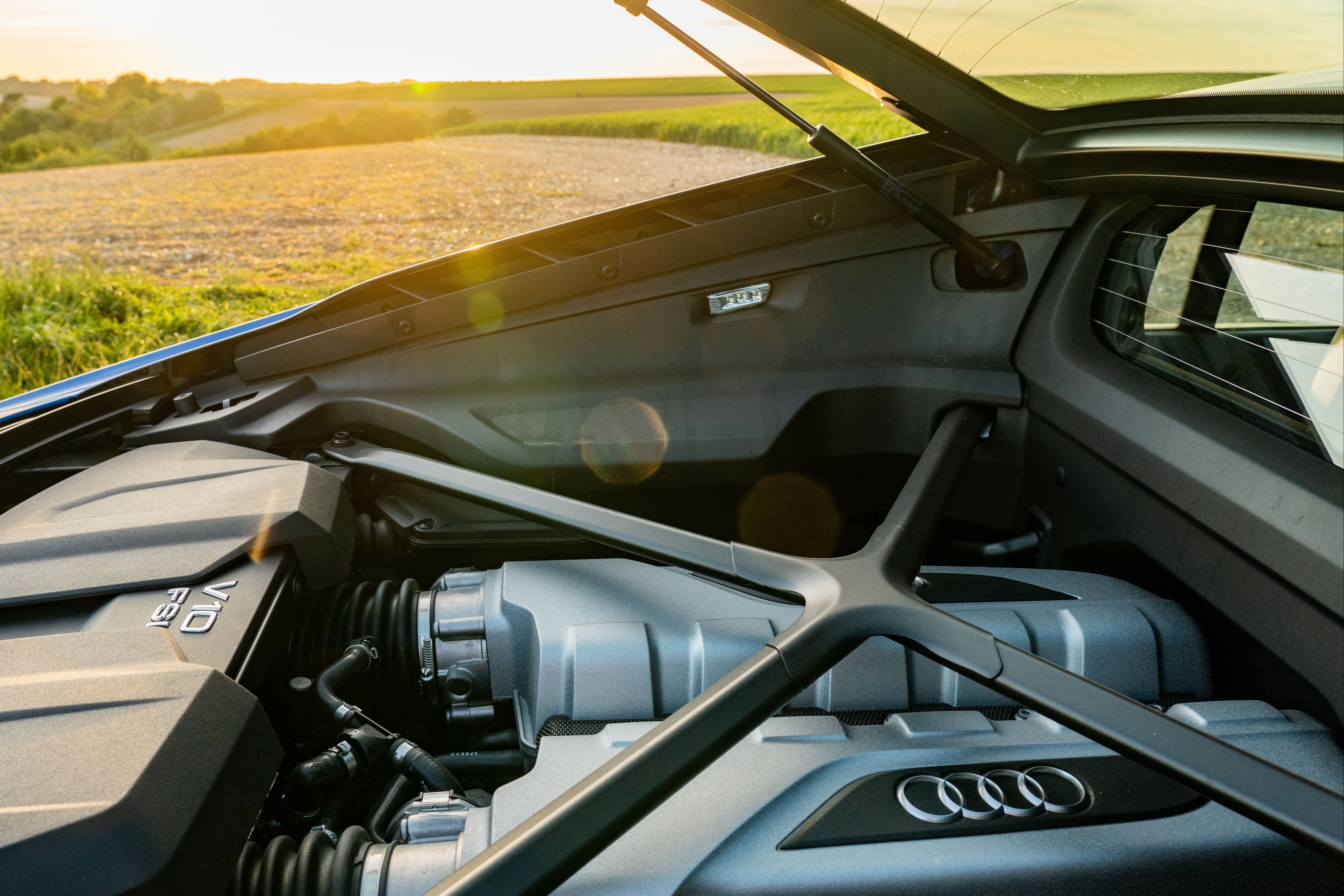 sieu xe,  audi r8,  audi sport,  lamborghini,  huracan,  gallardo,  temerario,  hybrid,  revuelto,  audi anh 3