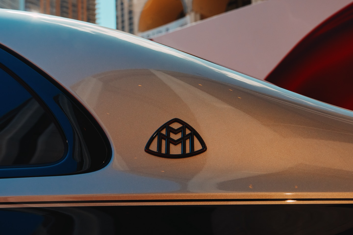 mercedes,  mercedes-benz,  mercedes-maybach,  s 580,  the devil wears prada,  sedan,  duc,  sieu sang,  bo phim anh 4