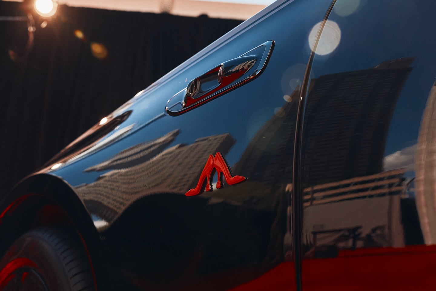 mercedes,  mercedes-benz,  mercedes-maybach,  s 580,  the devil wears prada,  sedan,  duc,  sieu sang,  bo phim anh 6