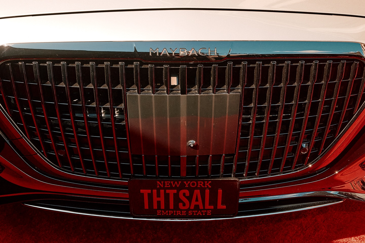 mercedes,  mercedes-benz,  mercedes-maybach,  s 580,  the devil wears prada,  sedan,  duc,  sieu sang,  bo phim anh 3