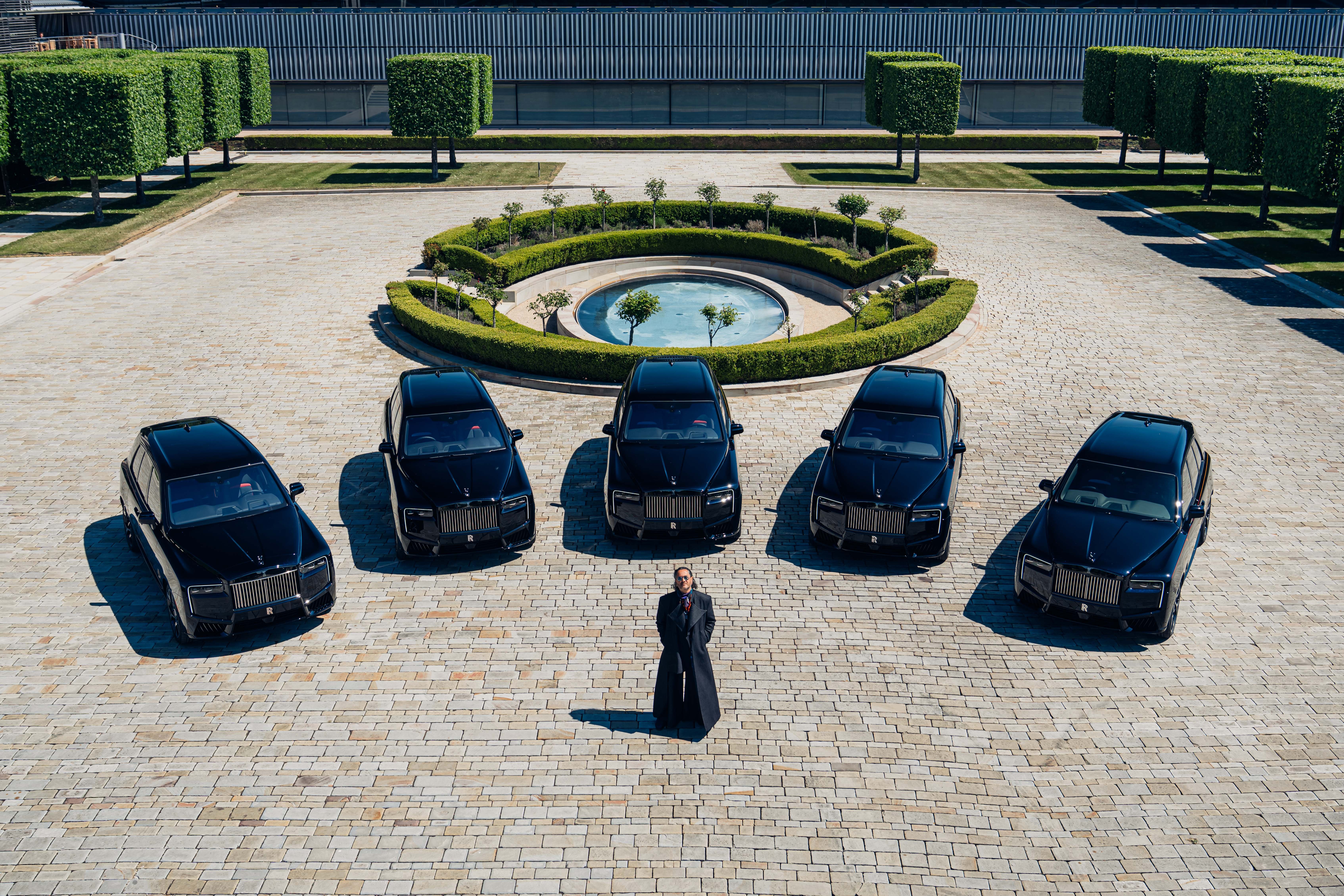 Rolls-Royce,  Black Badge Cullinan,  Rolls-Royce Cullinan,  Black Badge,  Cullinan,  suv,  phap,  nghe si,  Cyril Kongo anh 12