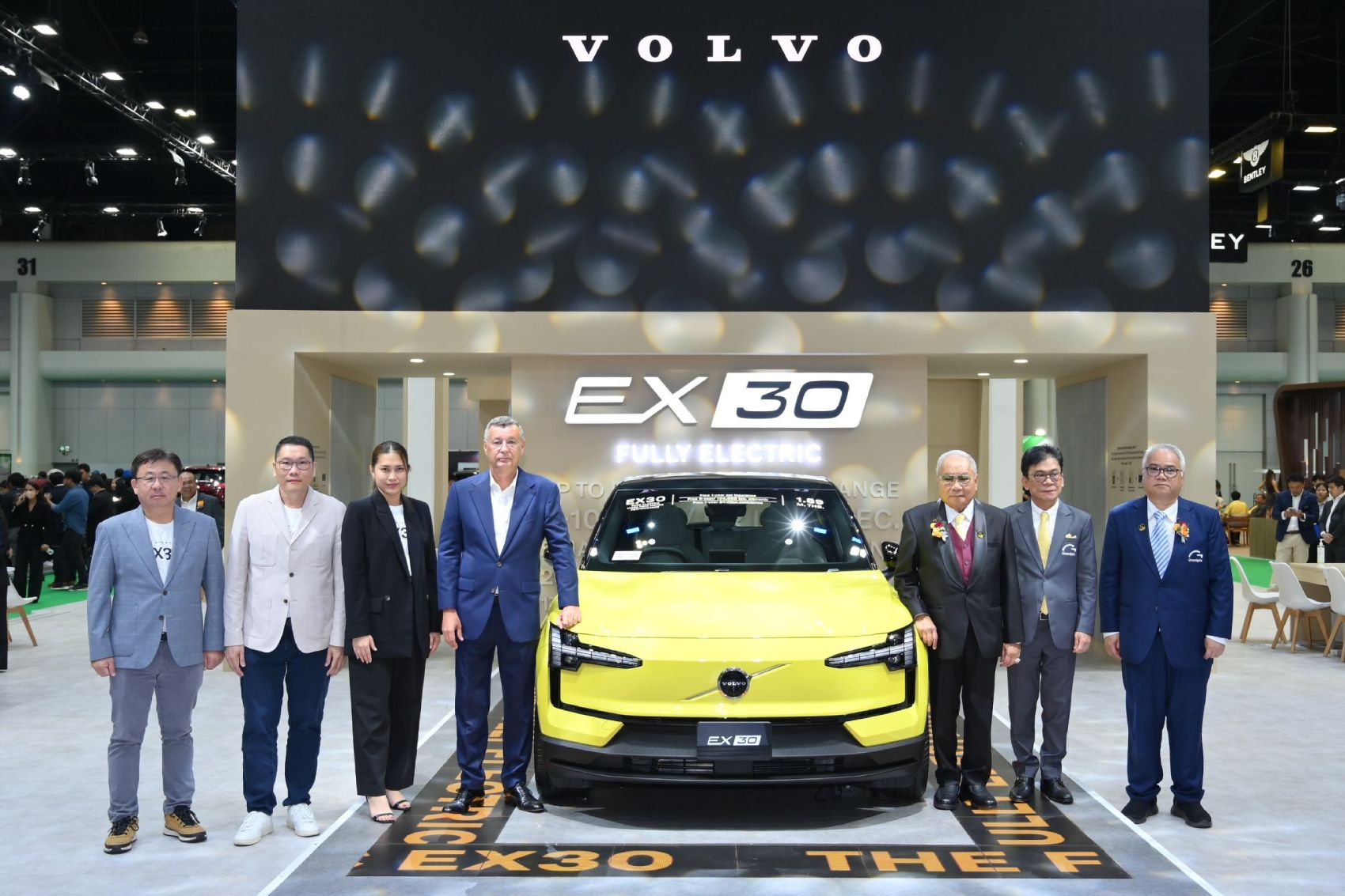 thai lan,  ex30,  volvo ex30,  xe dien,  thai lan,  kien,  ra toa,  volvo,  thuan dien,  ev anh 2