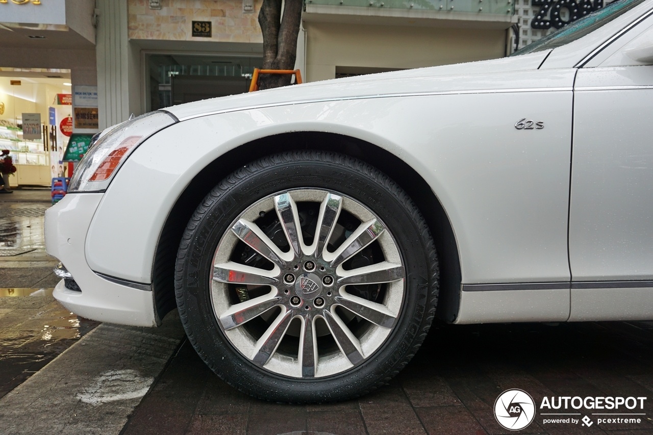 maybach,  maybach 62,  maybach 62 s,  truong my lan,  dau gia anh 6