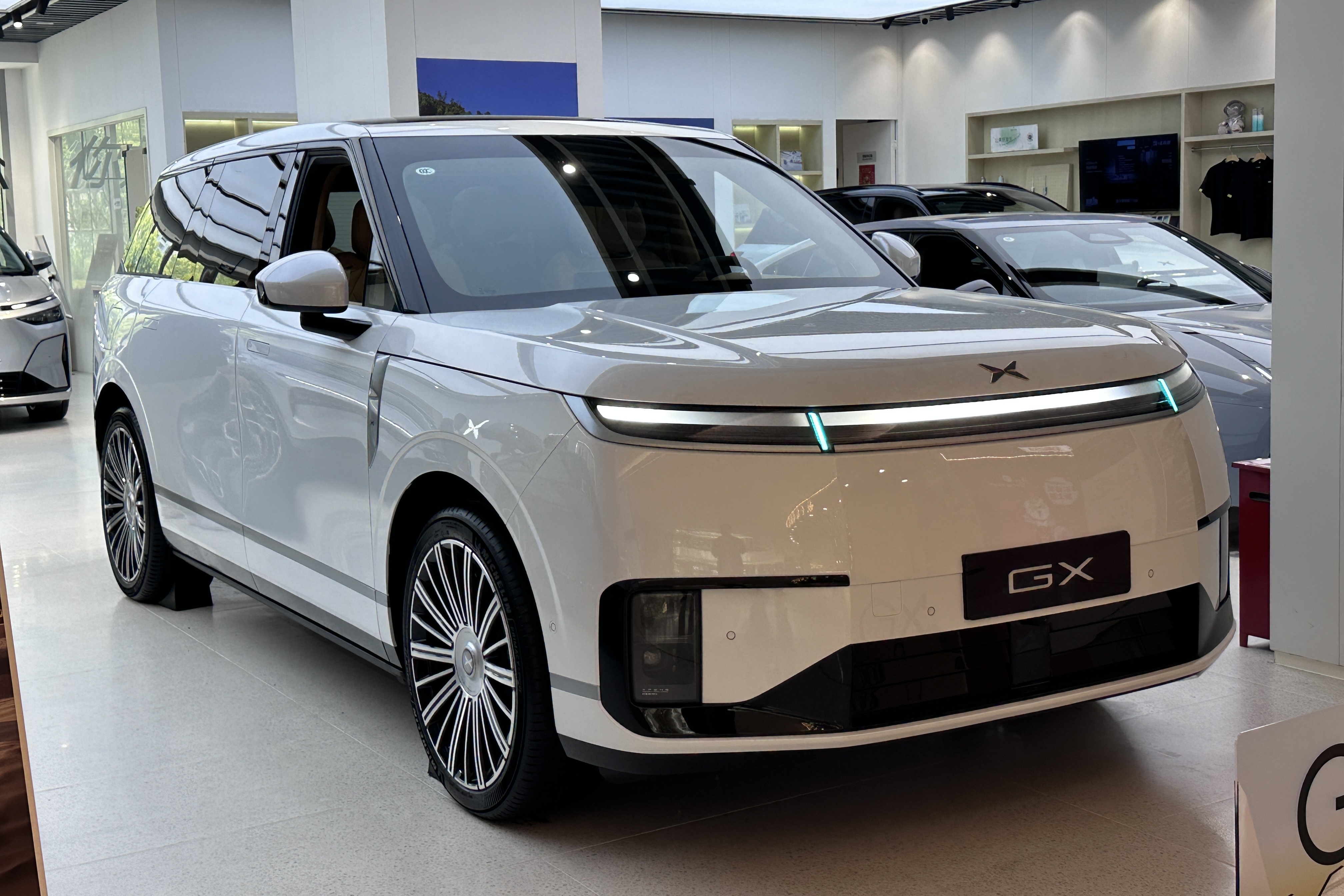 xe trung quoc,  trung quoc,  xe dien,  xpeng,  xiaomi,  chip,  vi mach,  ai,  tri tue nhan tao anh 1