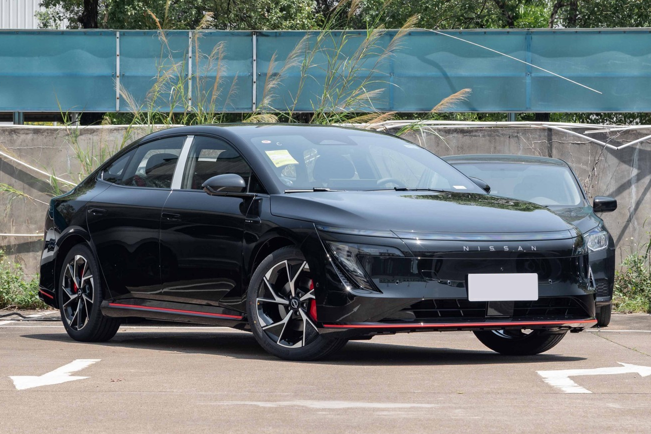 nissan,  n6,  n7,  nx8,  ev,  bev,  hybrid,  phev,  trung quoc,  dongfeng anh 2