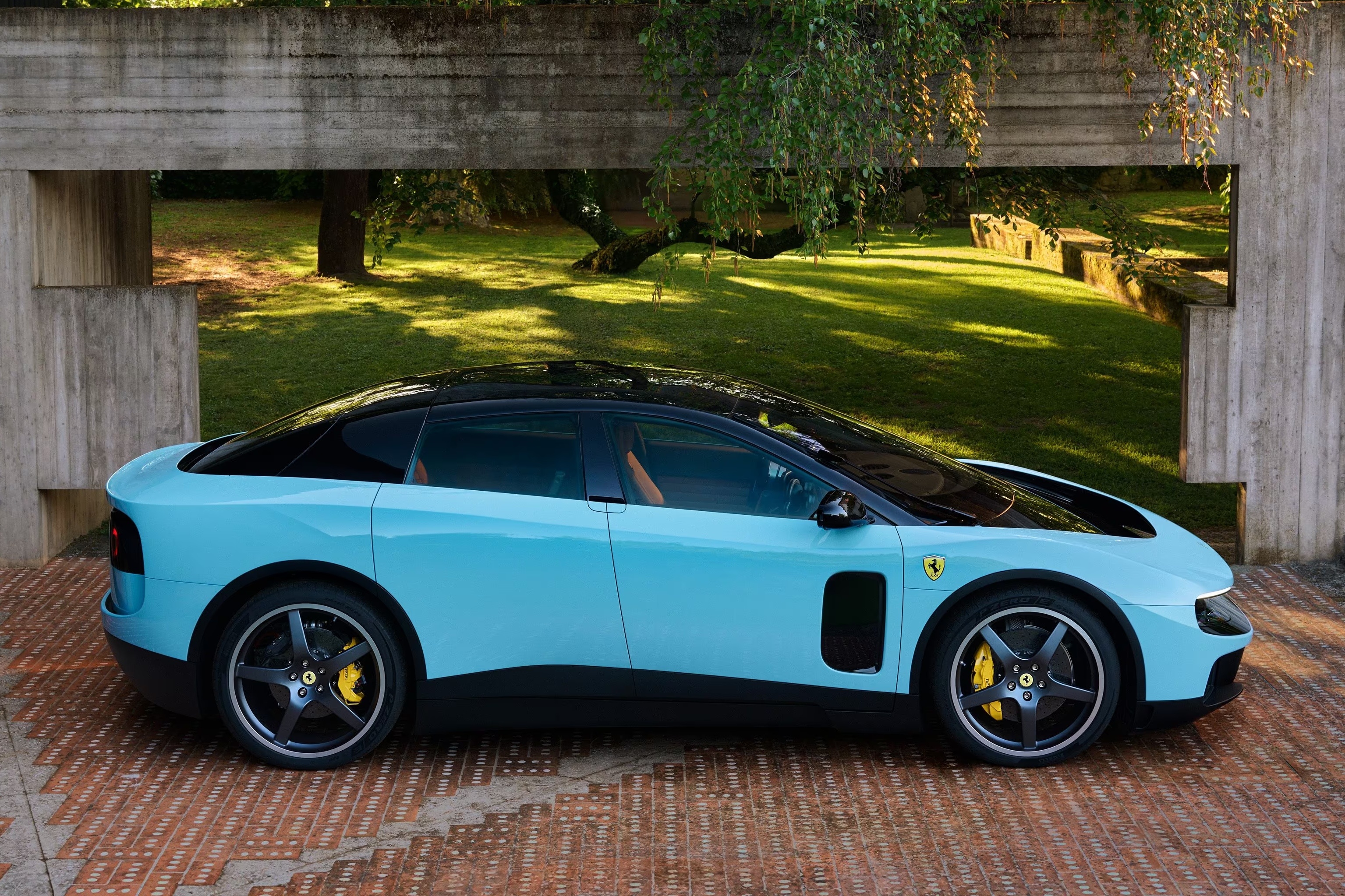 ferrari luce,  ferrari,  luce,  xe dien,  thuan dien,  ev,  sieu xe anh 17