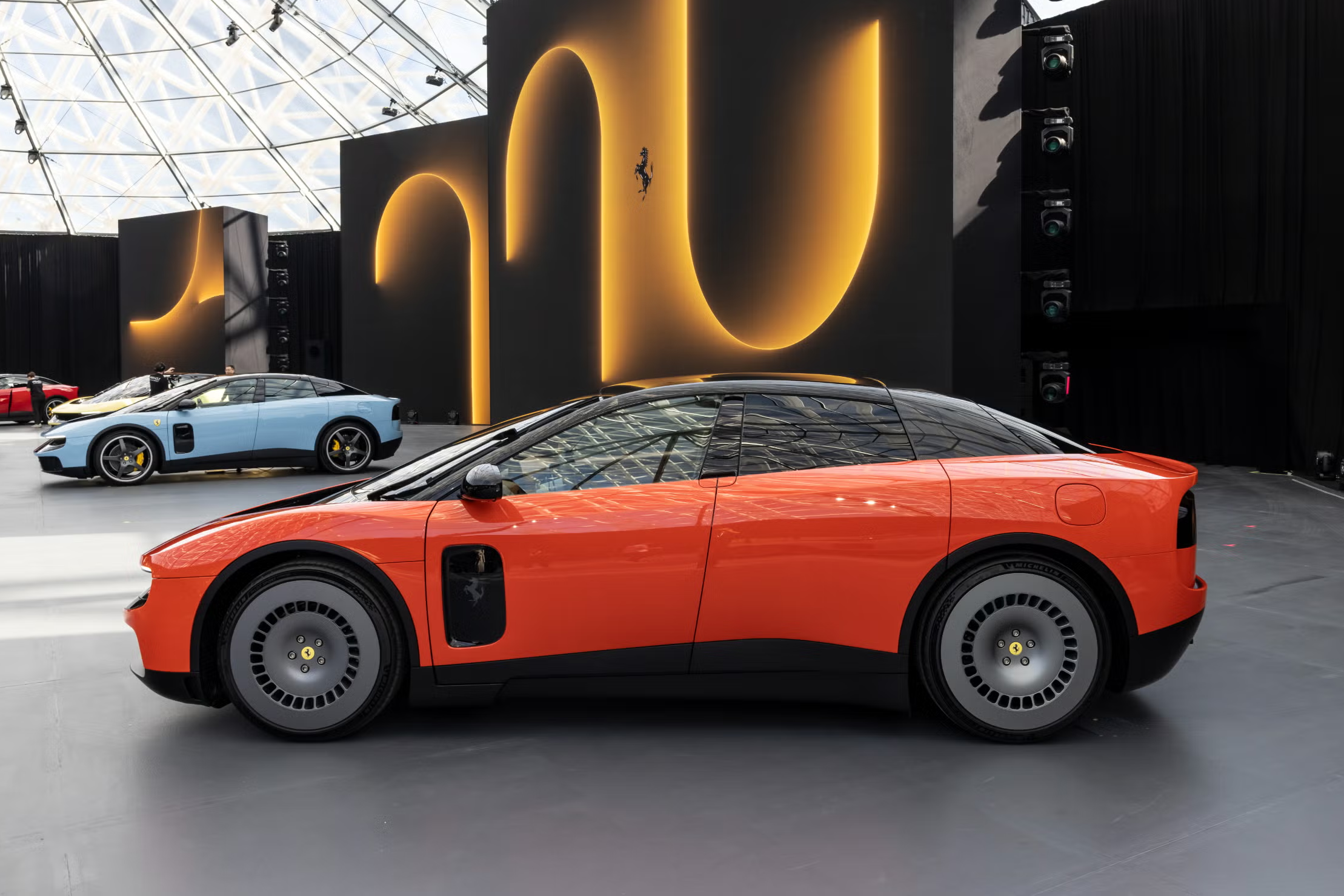 ferrari luce,  xe dien,  sieu xe,  sieu xe dien,  luce,  ferrari,  co phieu,  ev anh 2