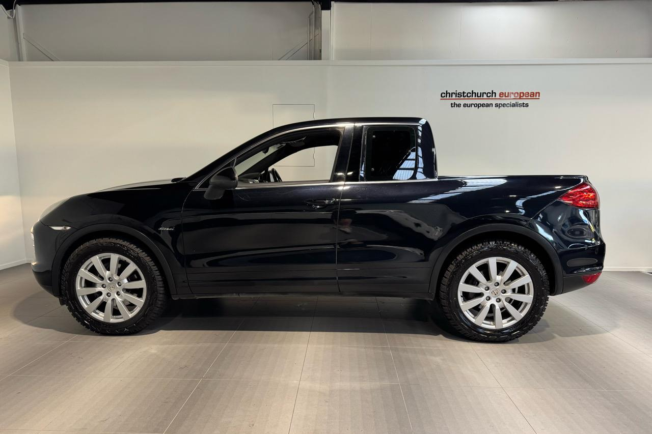 porsche,  cayenne,  porsche cayenne,  ban tai,  new zealand,  hang do anh 8