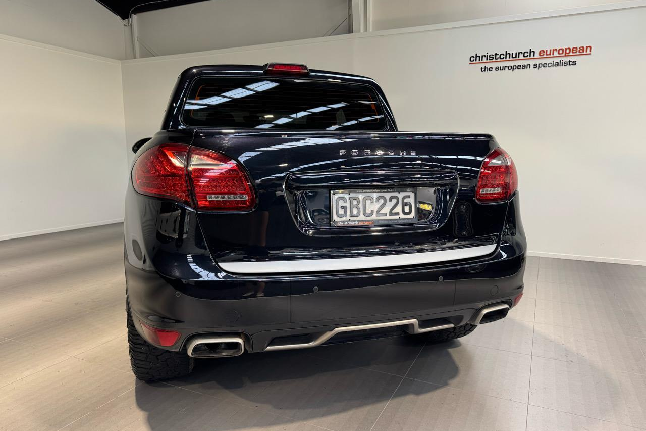 porsche,  cayenne,  porsche cayenne,  ban tai,  new zealand,  hang do anh 10