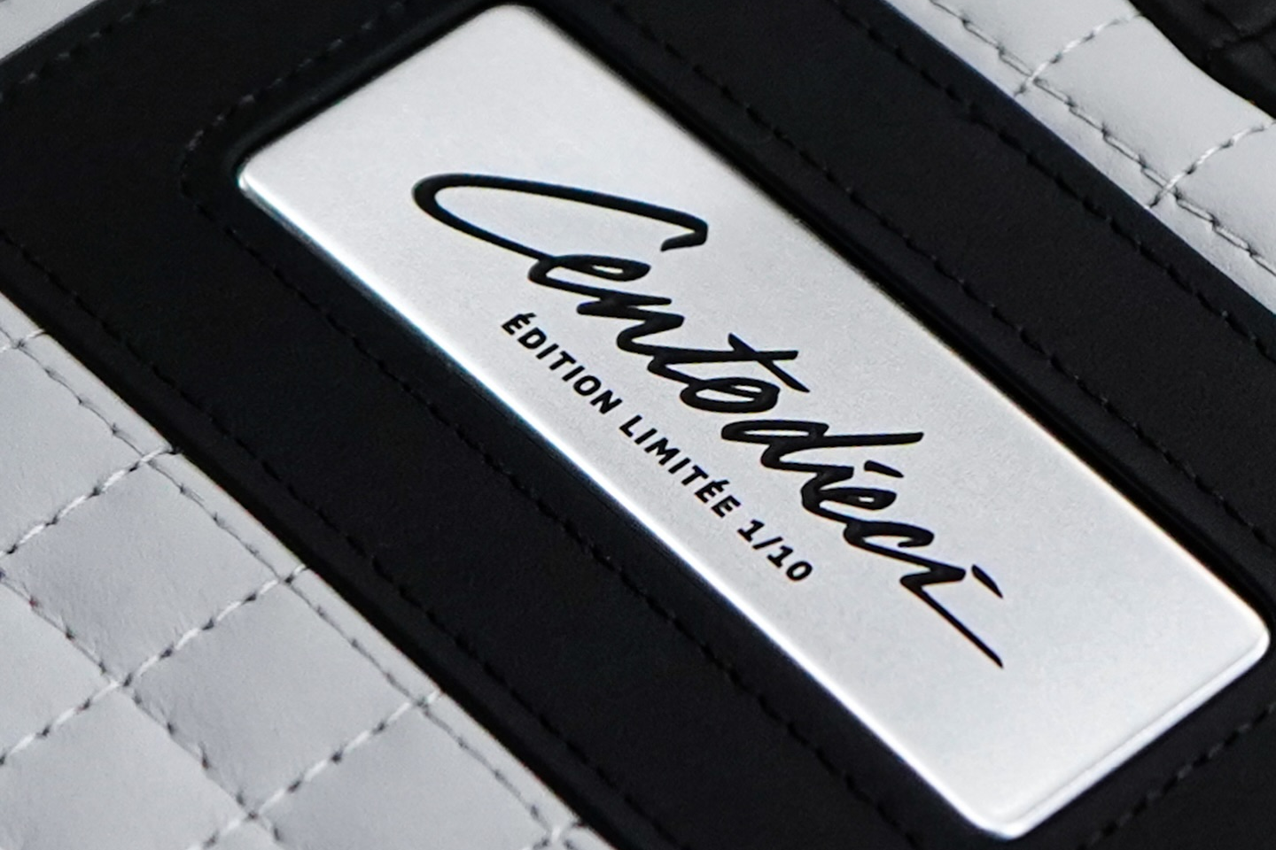 bugatti,  Centodieci,  Bugatti Centodieci,  sieu xe,  uae,  paris,  rm sotheby's,  dau gia,  hypercar anh 9