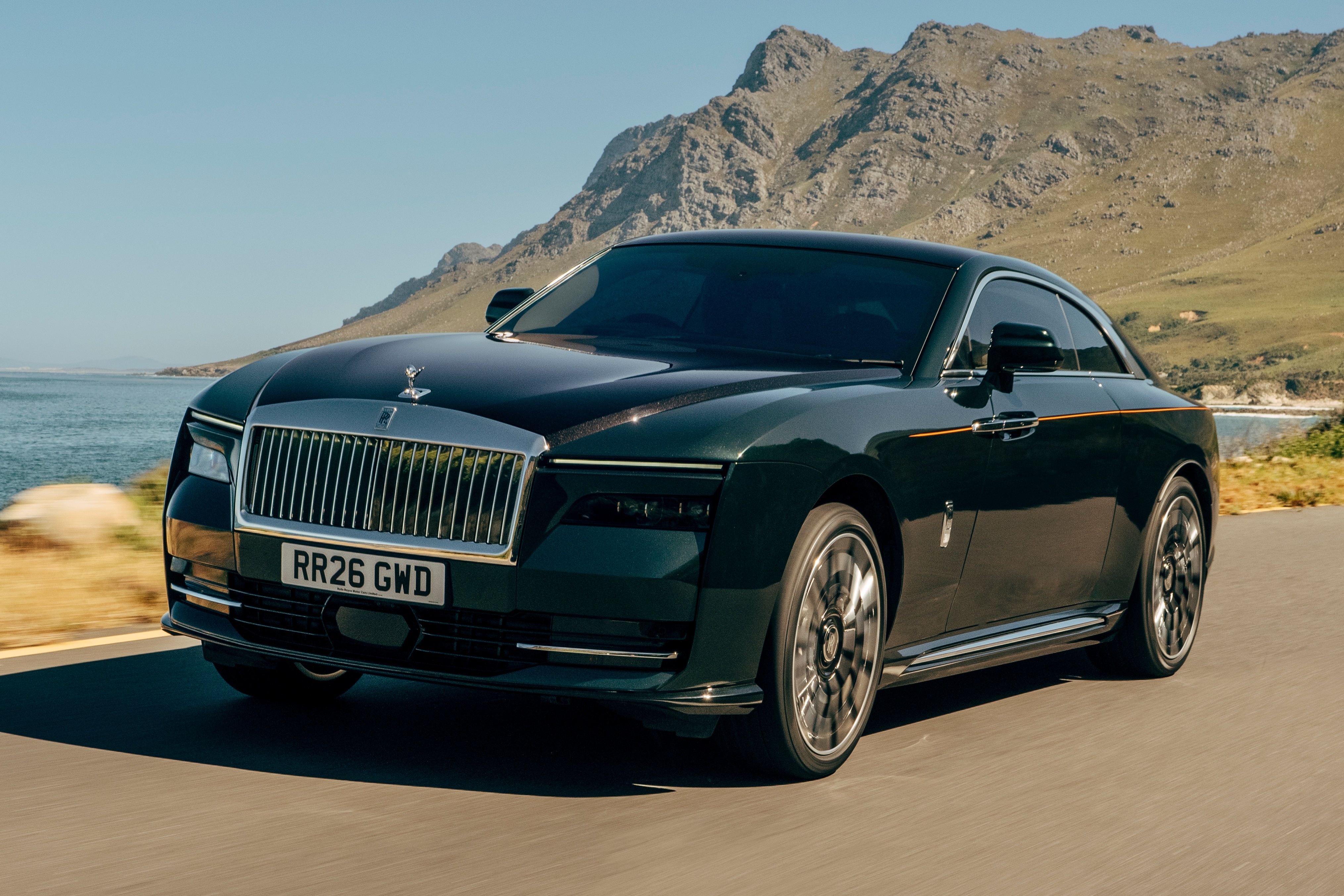 Rolls-Royce Spectre Series II co gia 17,8 ty tai Viet Nam hinh anh