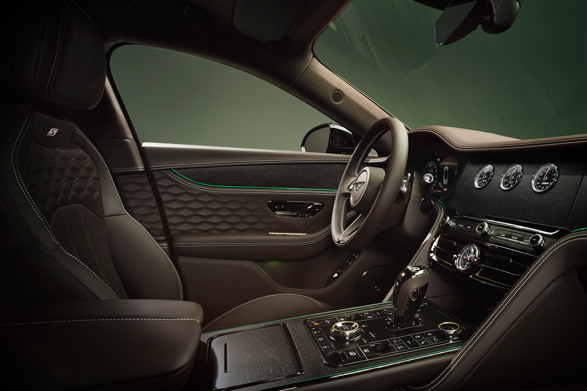 bentley,  flying spur,  bentley flying spur,  hybrid,  ultra performance hybrid,  high performance hybrid,  sedan,  sieu sang anh 11