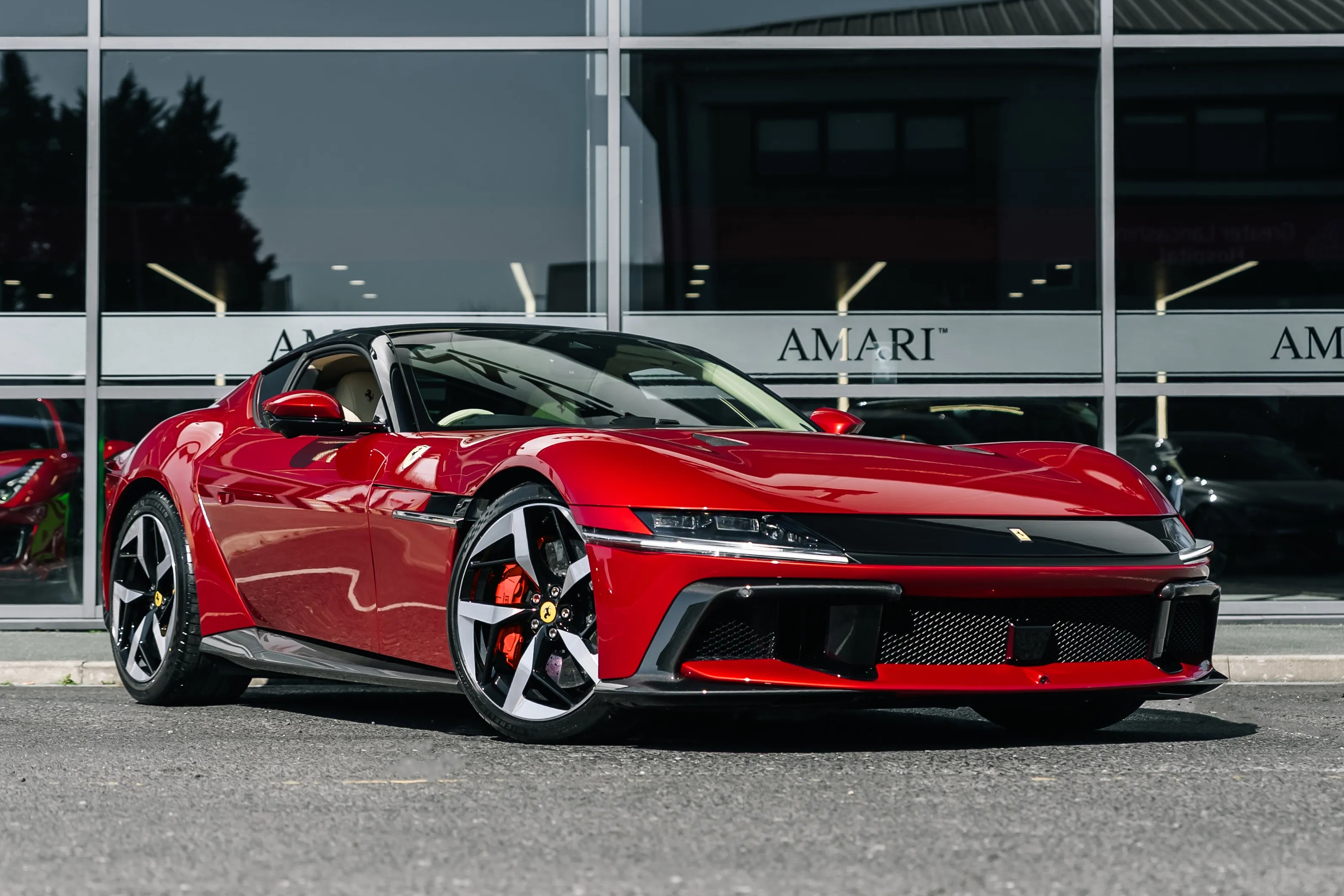 ferrari,  12cilindri,  ferrari 12cilindri,  viet nam,  sieu xe,  Manettino,  v12 anh 1