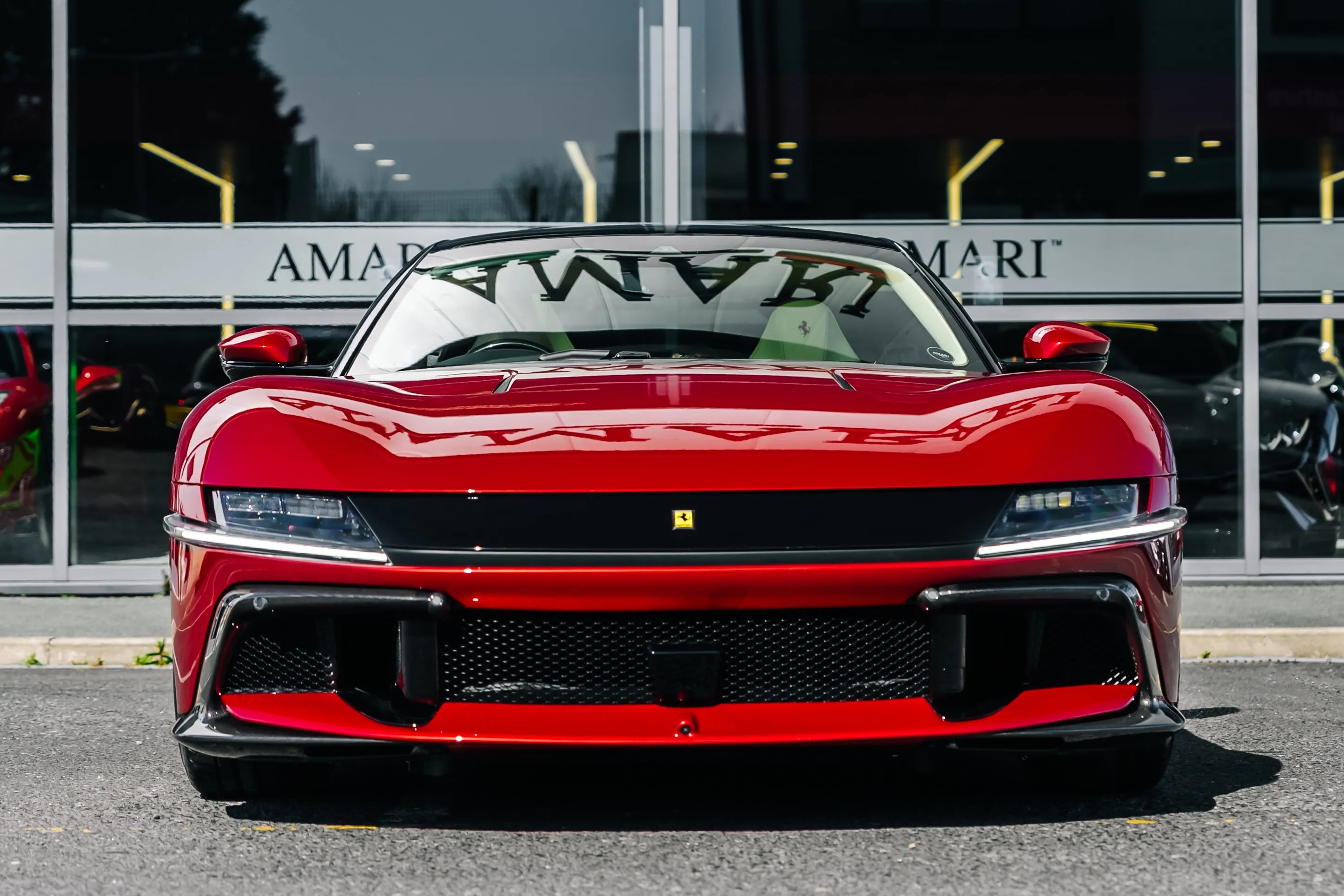 Sieu xe Ferrari 12Cilindri da den Viet Nam? hinh anh