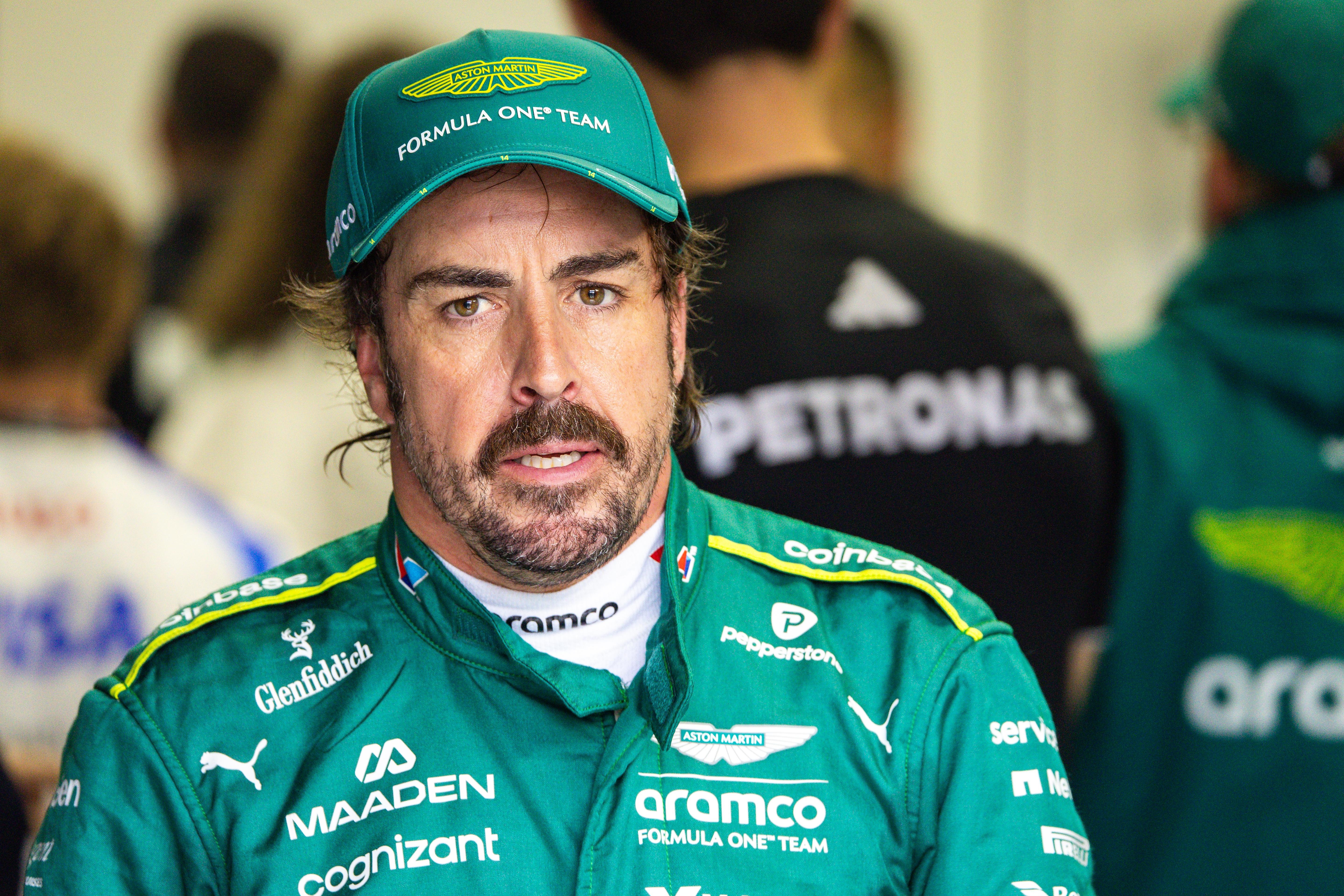 f1,  hybrid,  aston martin,  aston,  martin,  Fernando Alonso,  Max Verstappen anh 1
