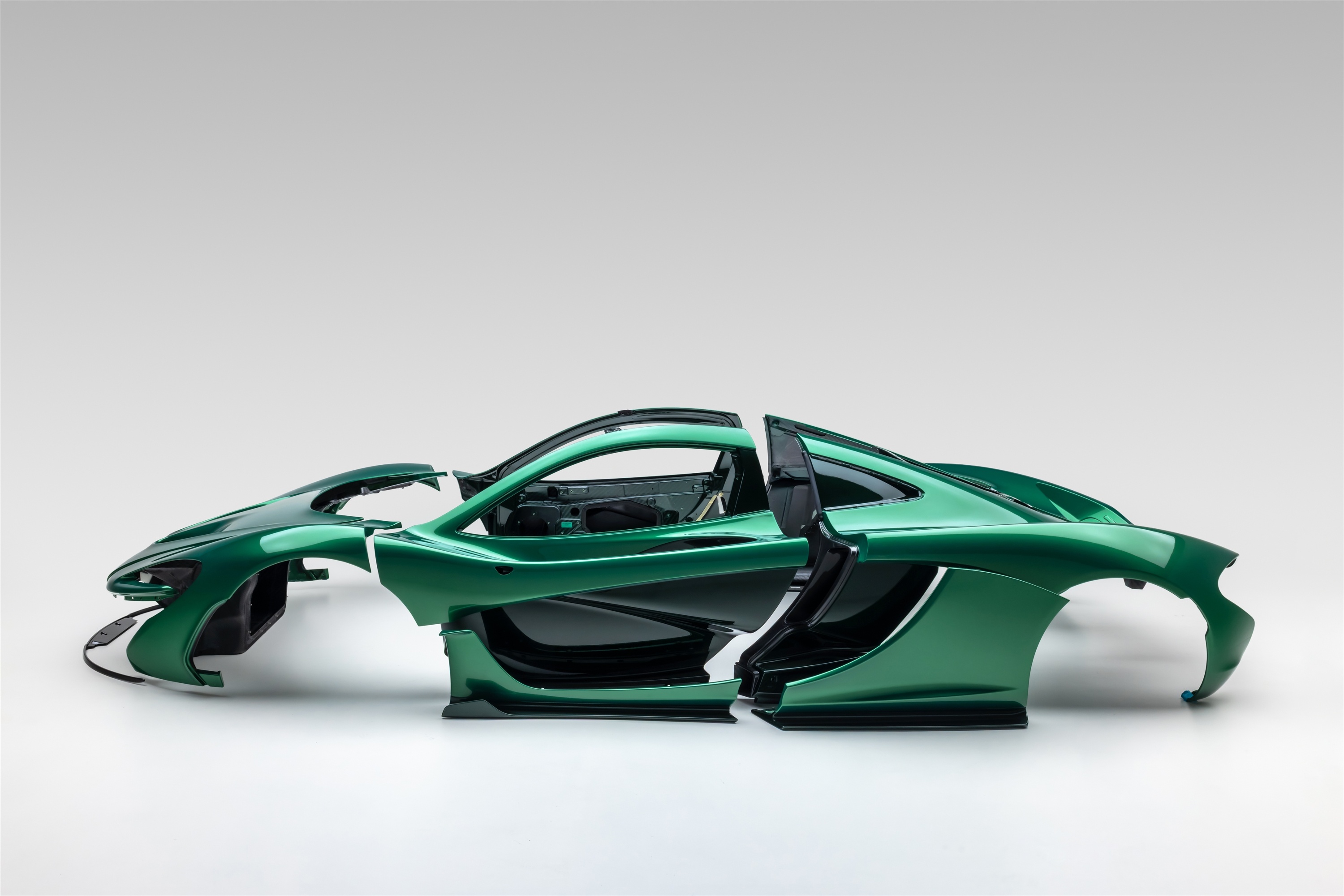 mclaren p1,  mclaren,  p1,  sieu xe,  Michael Fux,  soi carbon,  dau gia,  than vo anh 3