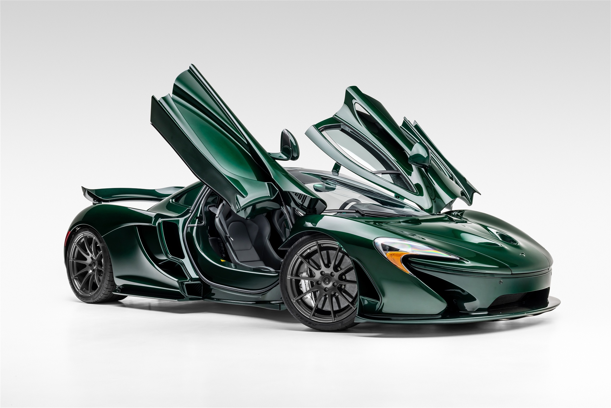 mclaren p1,  mclaren,  p1,  sieu xe,  Michael Fux,  soi carbon,  dau gia,  than vo anh 8