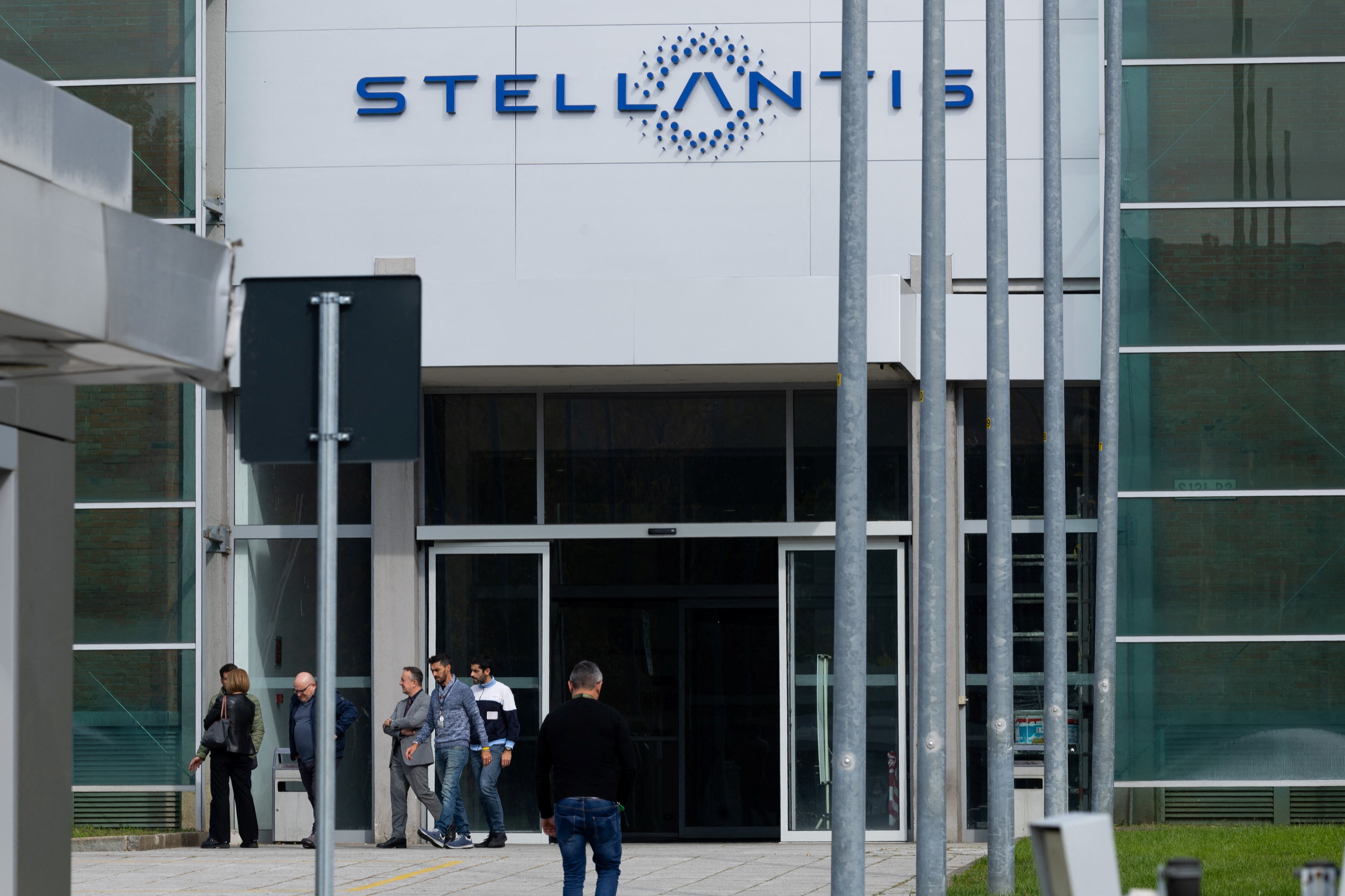eu,  chau au,  lien minh chau au,  Volkswagen,  Stellantis,  Renault,  made in europe,  oto,  trung quoc anh 2
