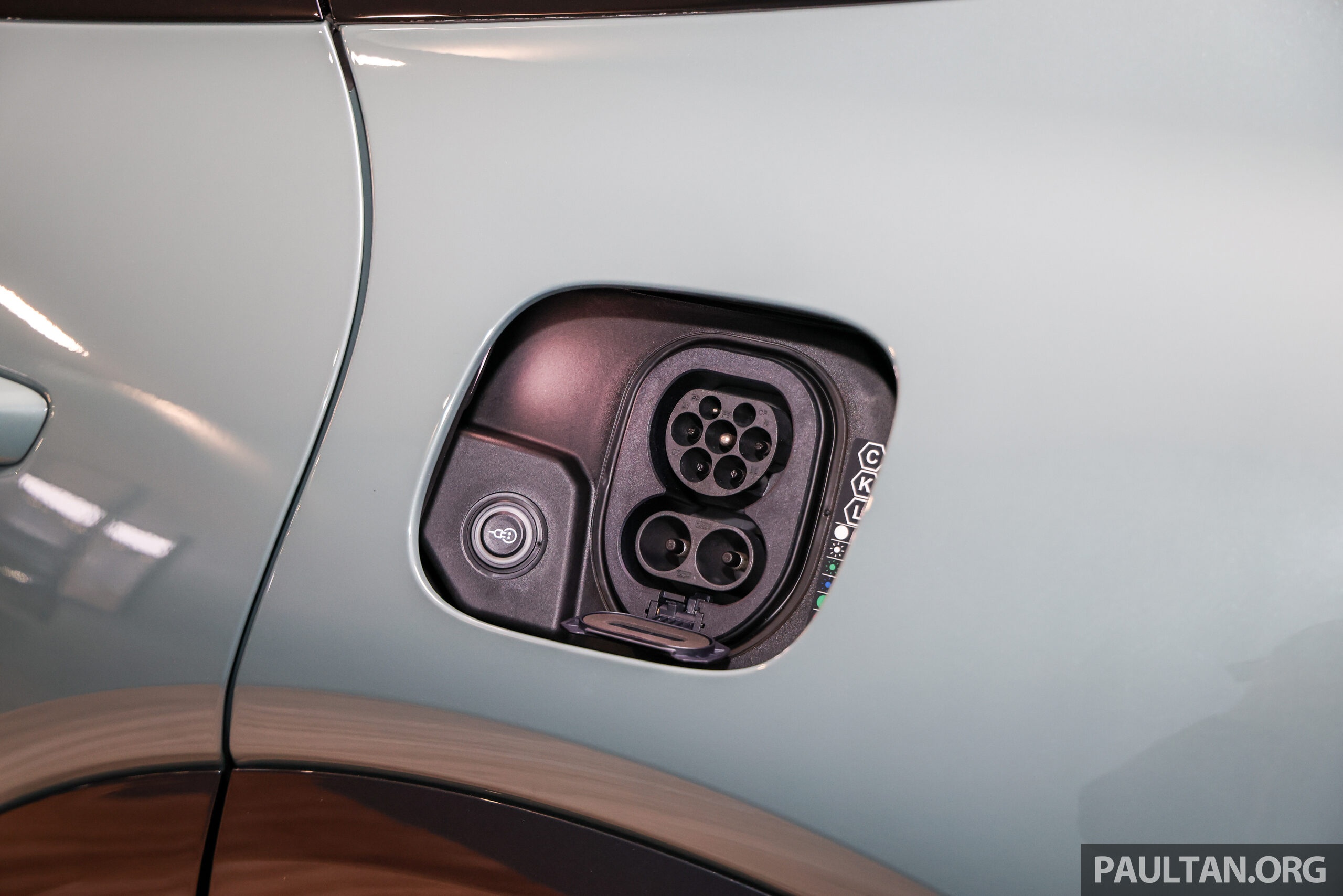 porsche,  cayenne,  electric,  cayenne electric,  porsche cayenne,  porsche cayenne electric,  suv,  thuan dien,  xe dien anh 15