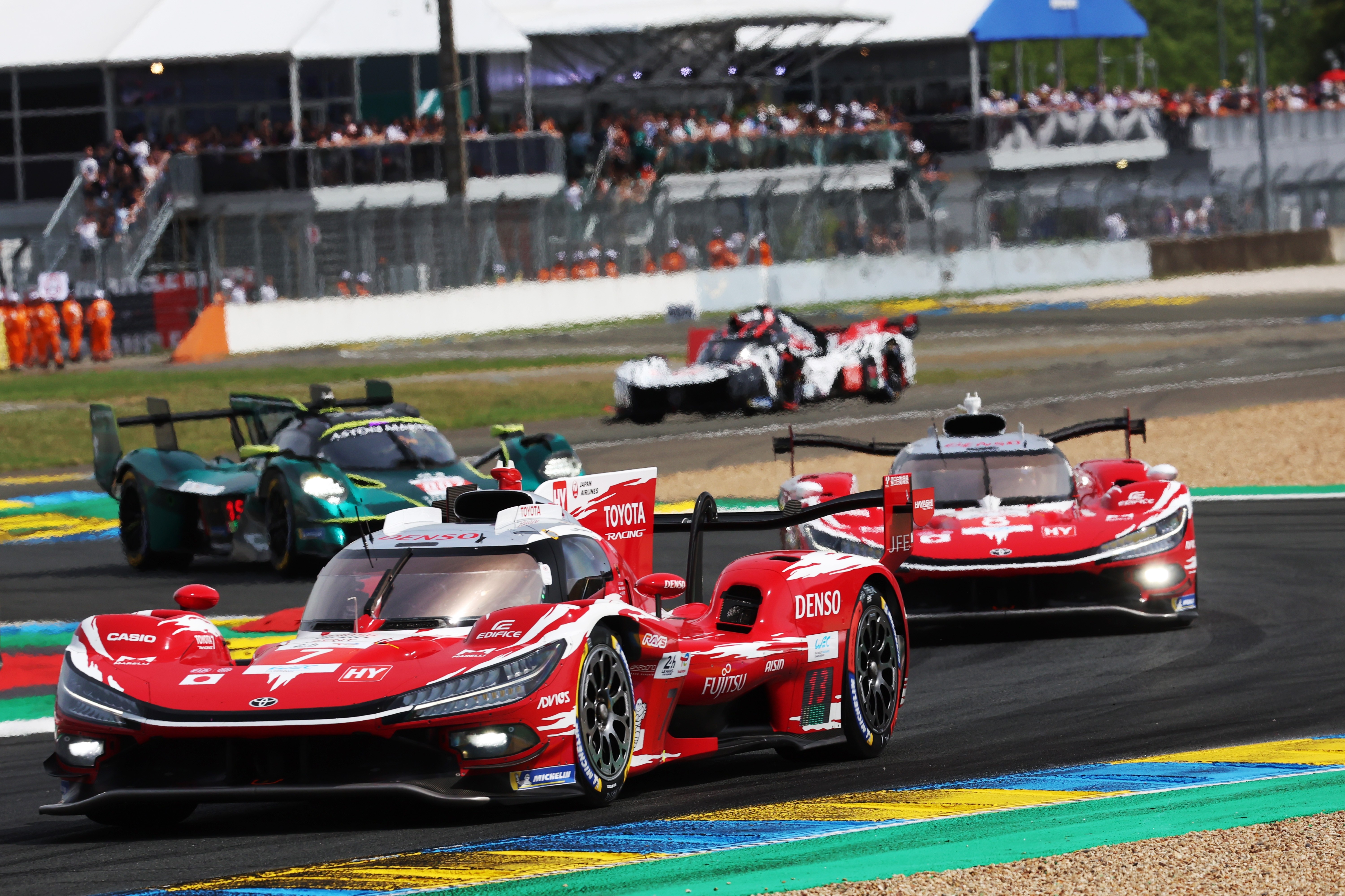 toyota,  ferrari,  le mans,  bmw,  cadillac,  hours of le mans,  xe dua,  toyota racing,  porsche anh 3