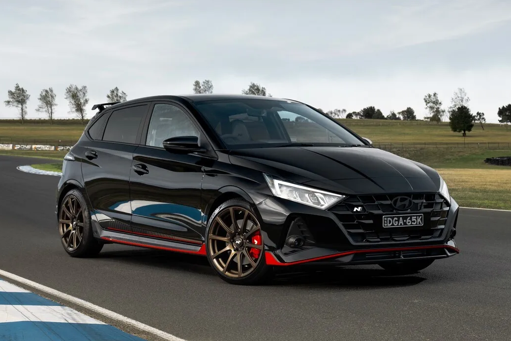 Hatchback the thao Hyundai i20 N Shadow Edition gioi han 100 chiec hinh anh