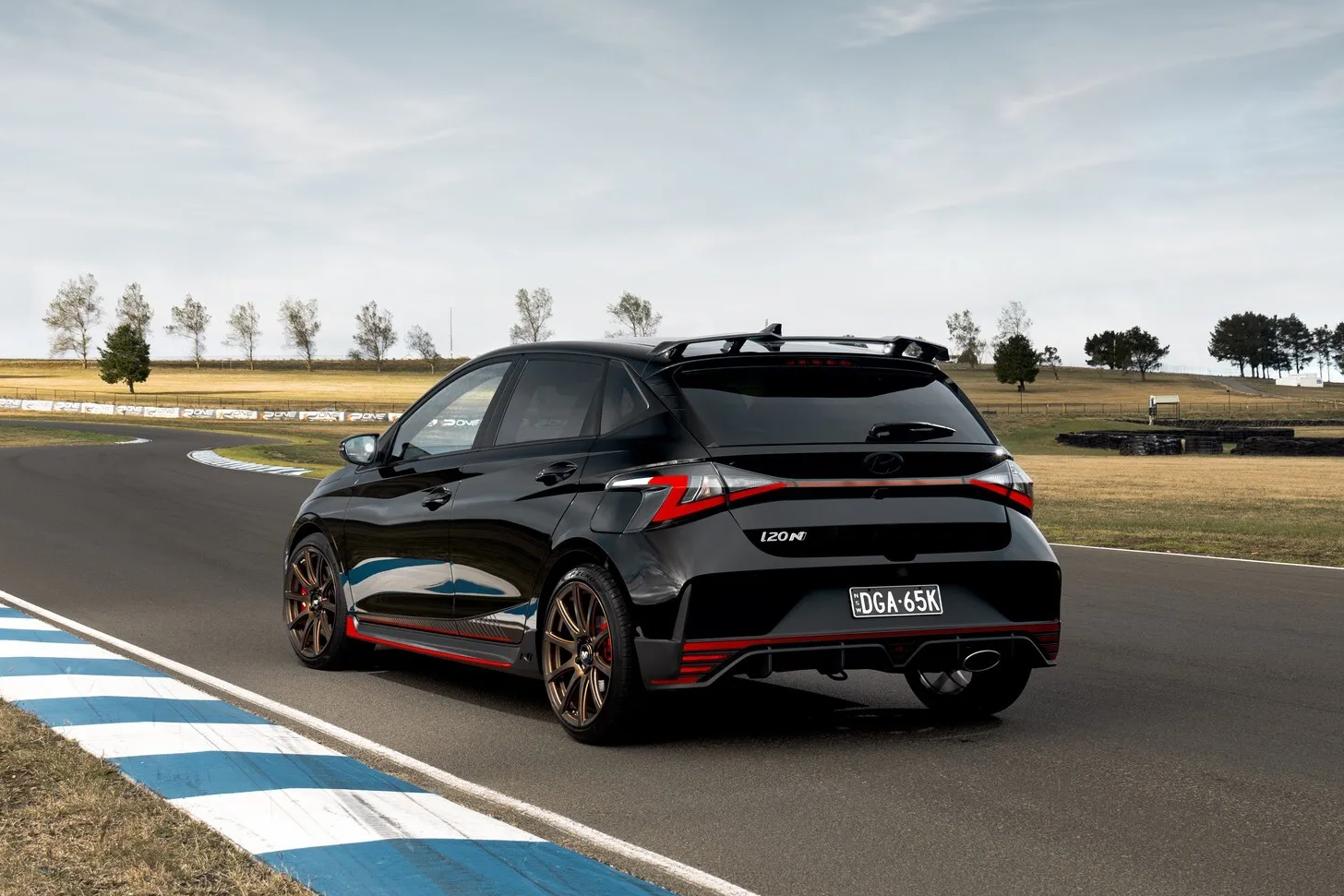hyundai,  hyundai i20,  i20,  i20 n,  hyundai i20 n,  shadow edition,  australia,  hatchback anh 2