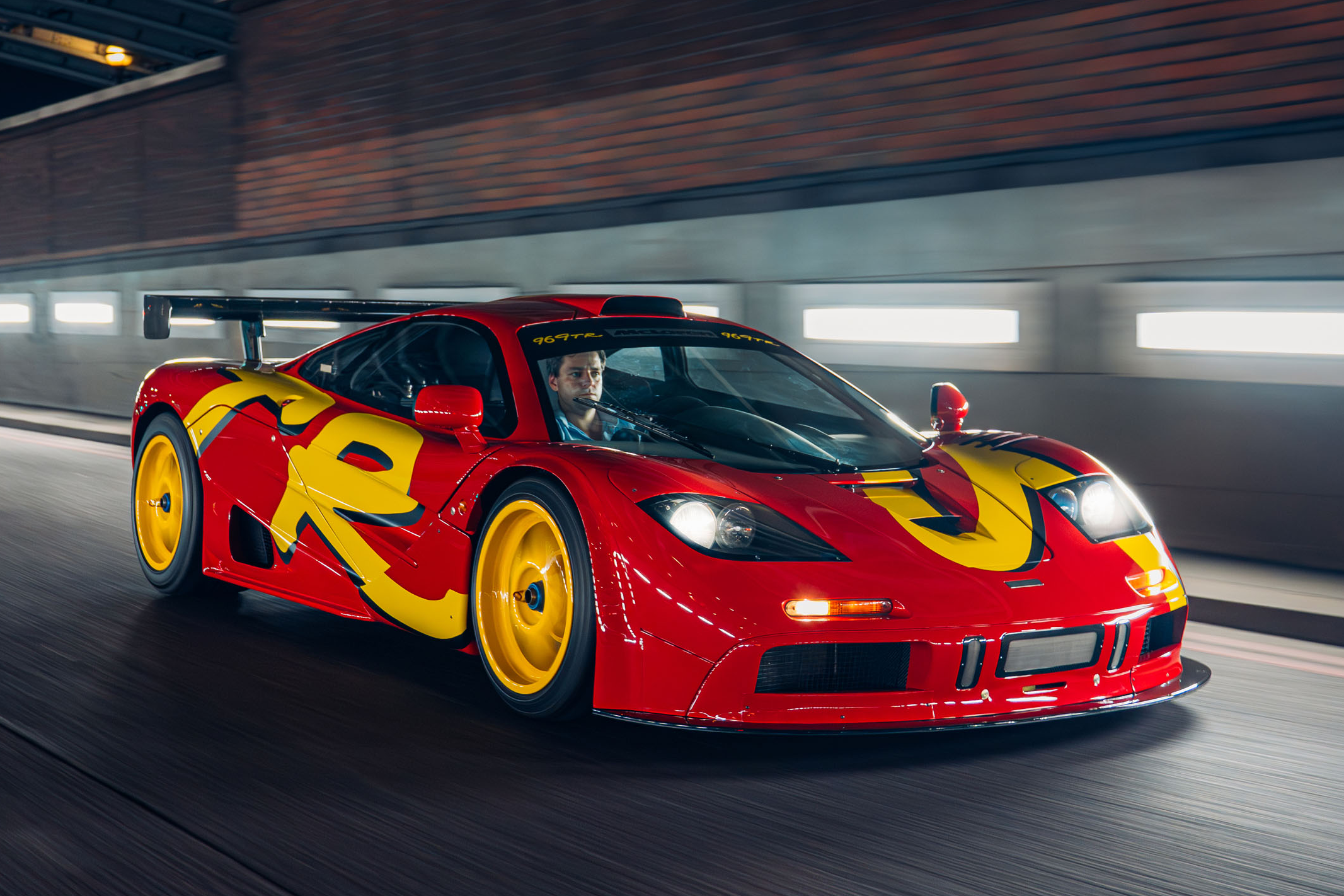 mclaren,  mclaren f1,  mclaren f1 gtr,  f1 gtr,  si&ecirc;u xe,  xe cổ,  nick mason,  đấu gi&aacute; ảnh 12