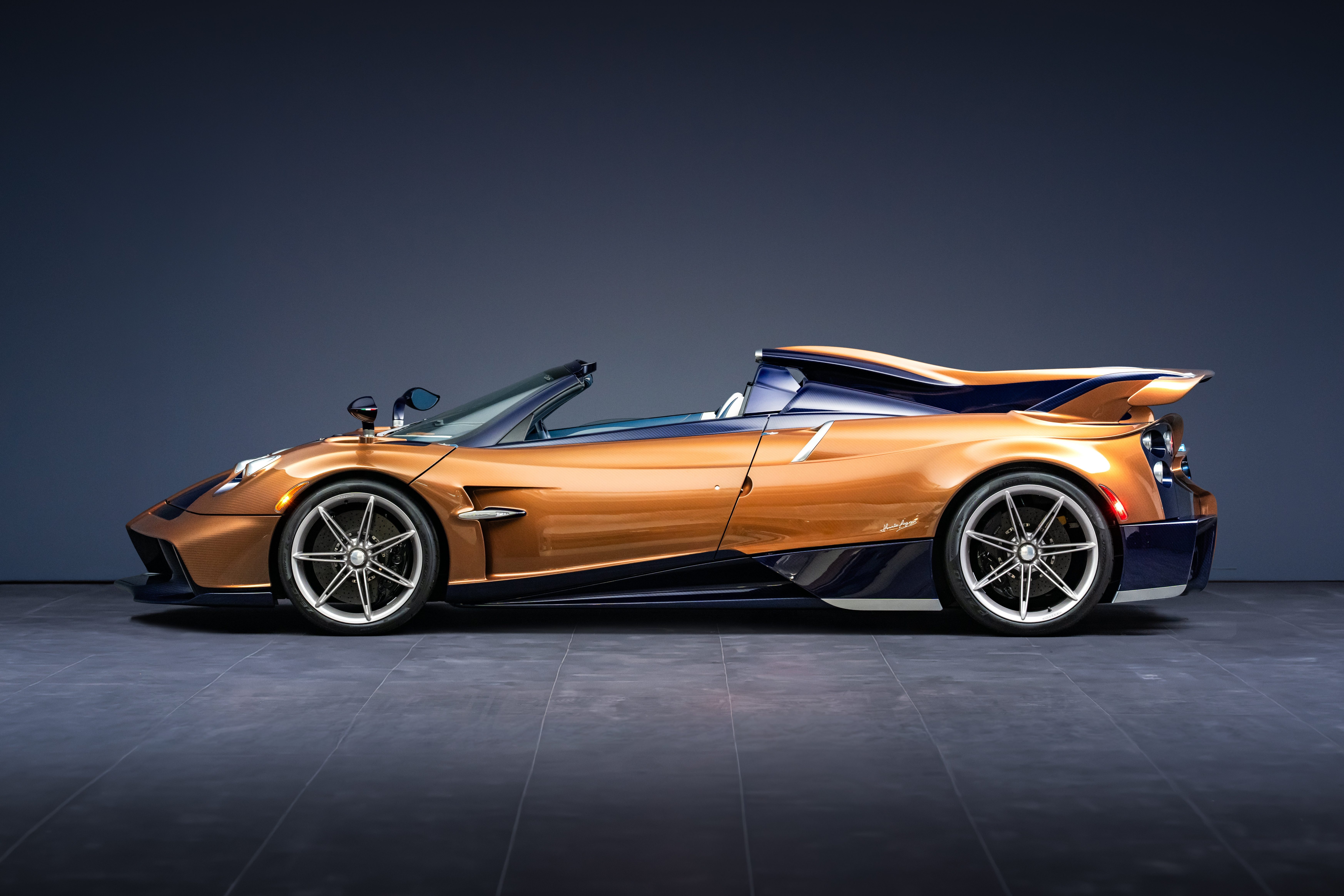 pagani,  pagani huayra,  pagani huayra 70,  huayra,  huayra 70,  derecho,  huayra 70 derecho,  pagani huayra 70 derecho,  sieu xe,  horacio pagani anh 4