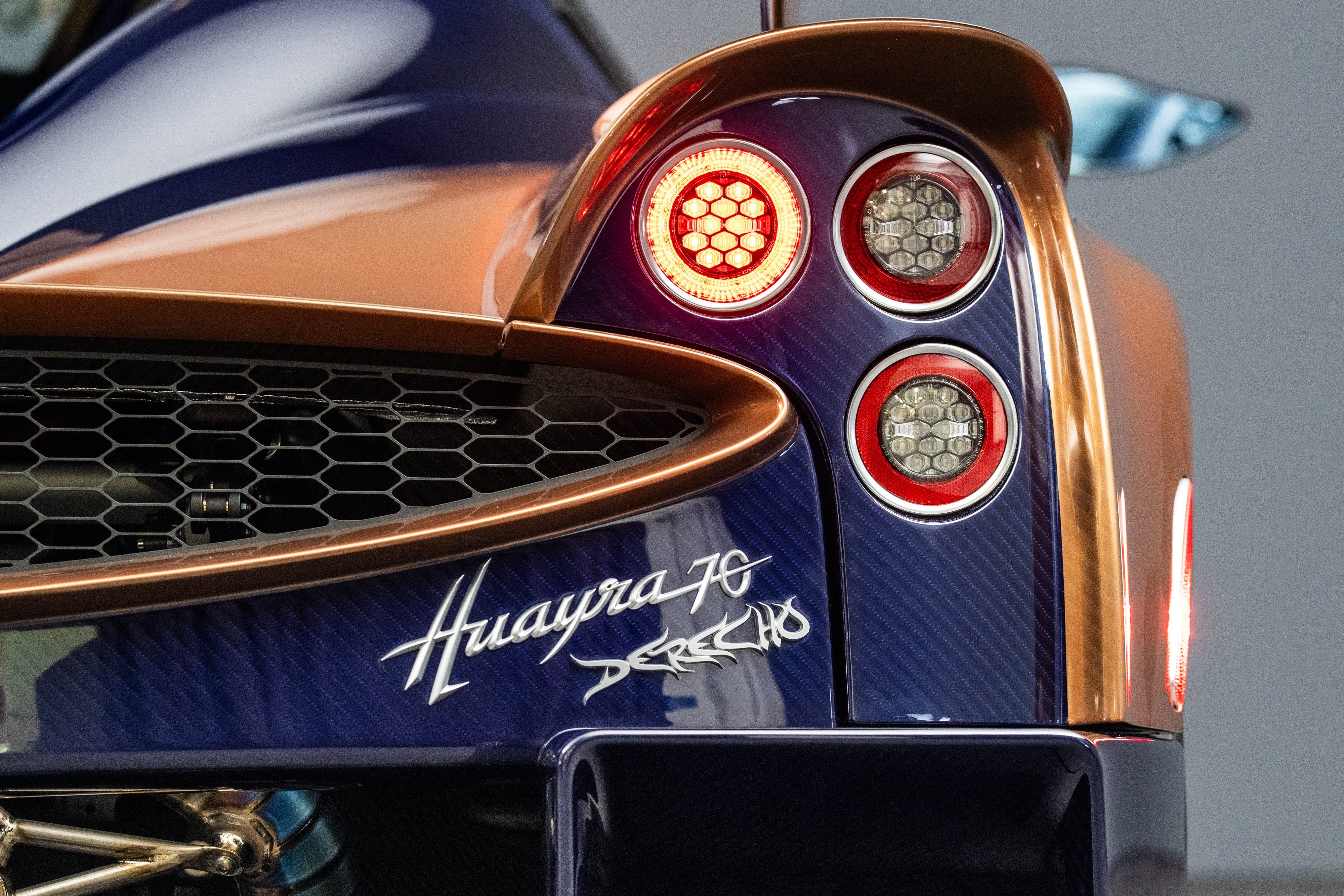 pagani,  pagani huayra,  pagani huayra 70,  huayra,  huayra 70,  derecho,  huayra 70 derecho,  pagani huayra 70 derecho,  sieu xe,  horacio pagani anh 16
