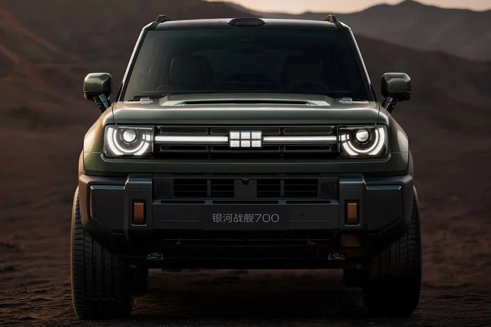 geely,  galaxy cruiser 700,  geely galaxy,  geely galaxy cruiser,  trung quoc,  anh quoc,  anh,  phev,  suv,  defender,  land rover anh 6