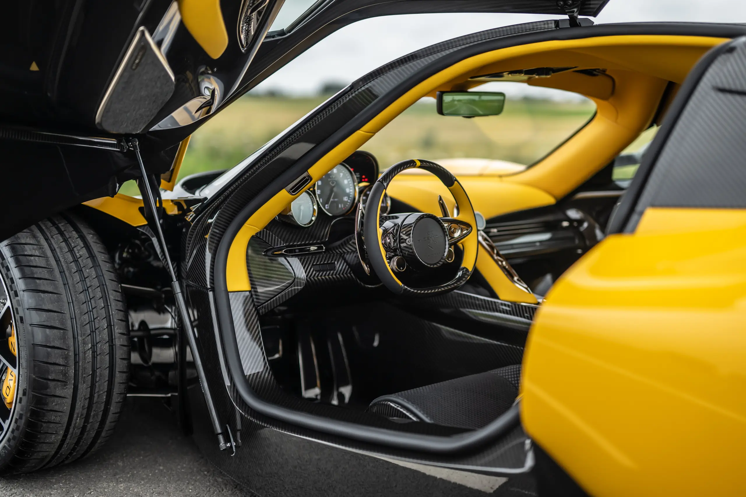 Zenvo Aurora Tur,  Zenvo Aurora,  Tur,  Zenvo,  Aurora Tur,  si&ecirc;u xe,  hypercar,  hybrid,  đan mạch,  v12,  Goodwood Festival of Speed ảnh 6