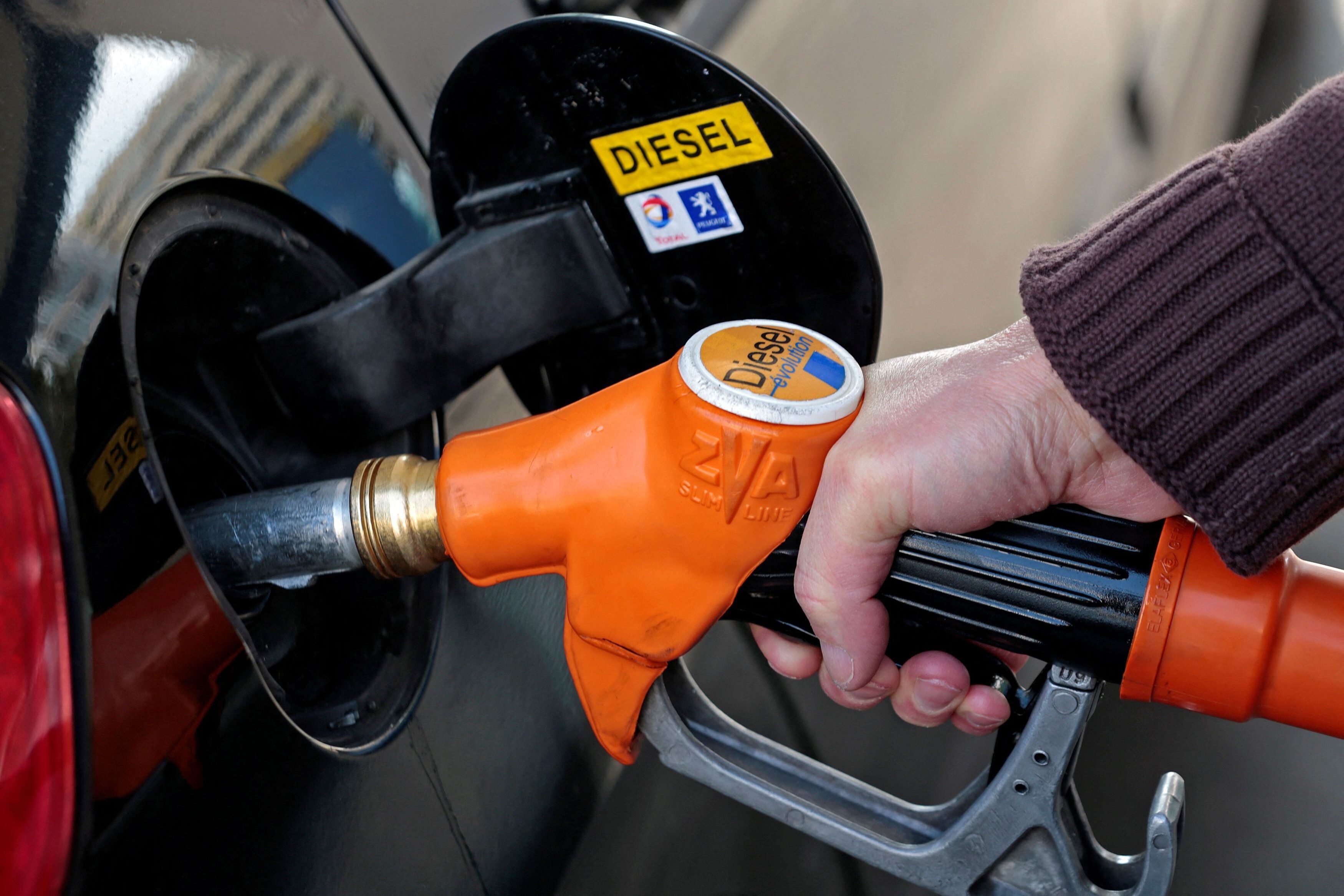 Các hãng xe thắng lợi bước đầu trong vụ kiện khí thải diesel tại Anh