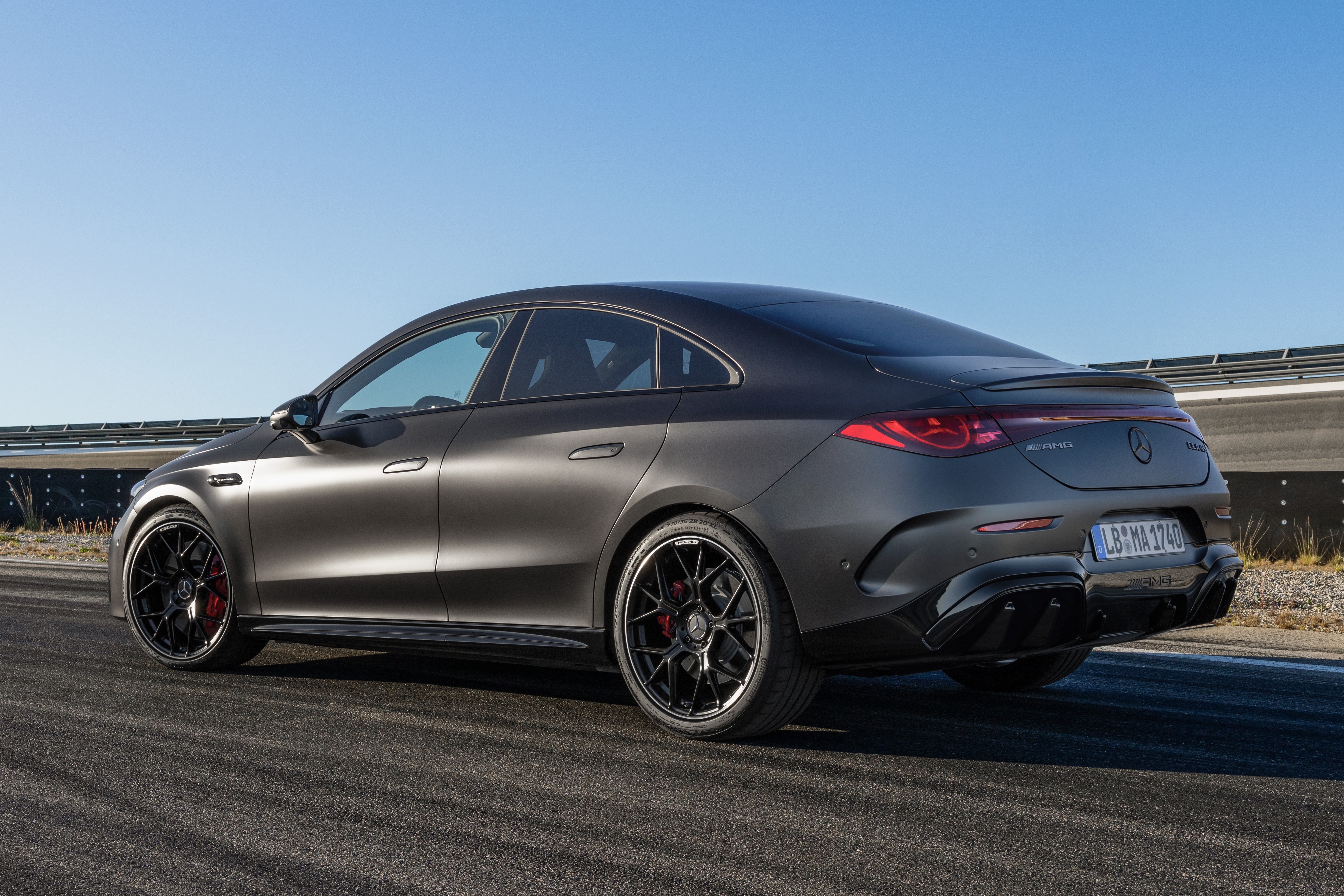 mercedes,  amg,  mercedes-benz,  mercedes-amg,  cla,  cla 45,  xe điện,  ev,  đức,  AI,  ChatGPT,  Microsoft Bing,  Google Gemini ảnh 5