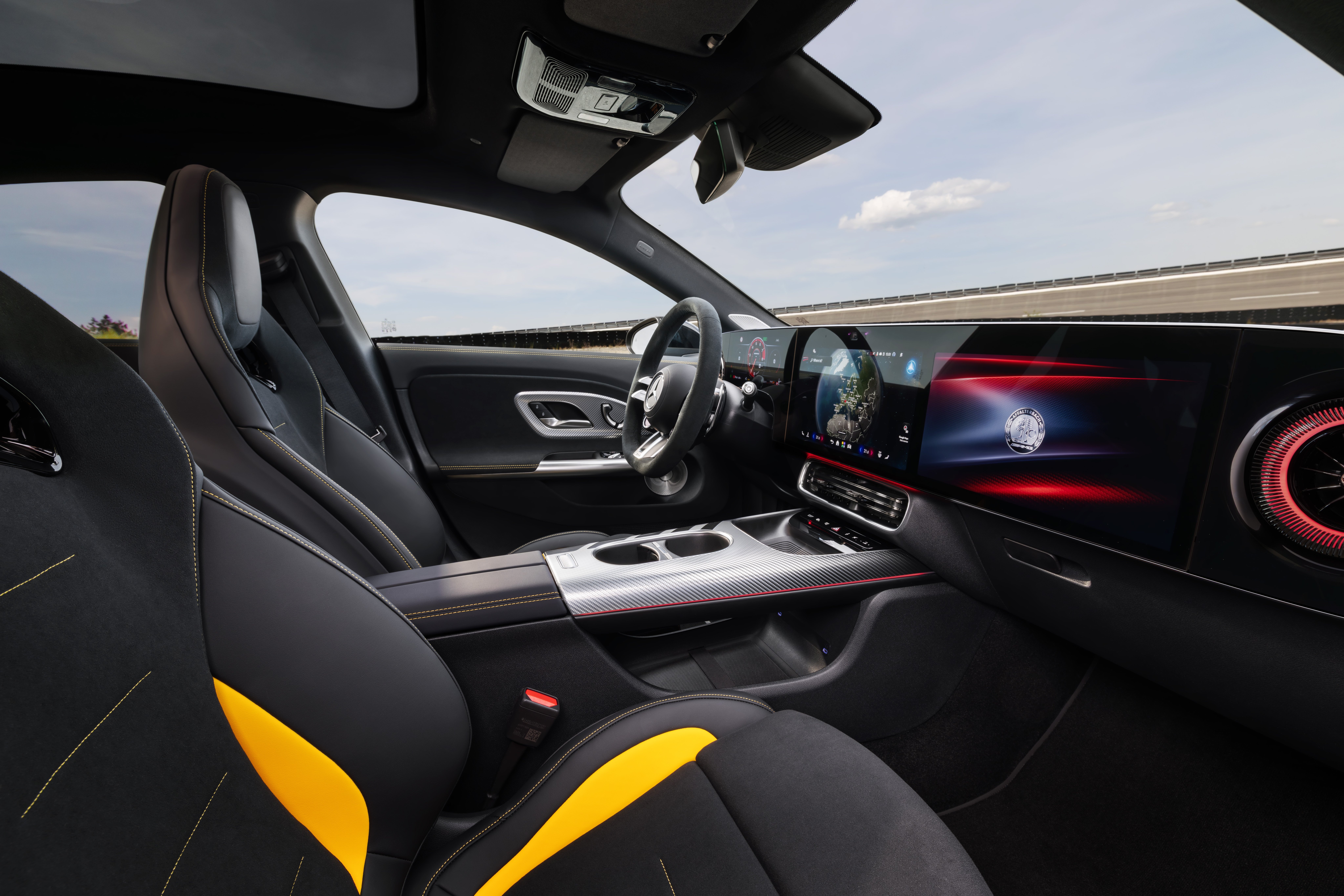 mercedes,  amg,  mercedes-benz,  mercedes-amg,  cla,  cla 45,  xe điện,  ev,  đức,  AI,  ChatGPT,  Microsoft Bing,  Google Gemini ảnh 9