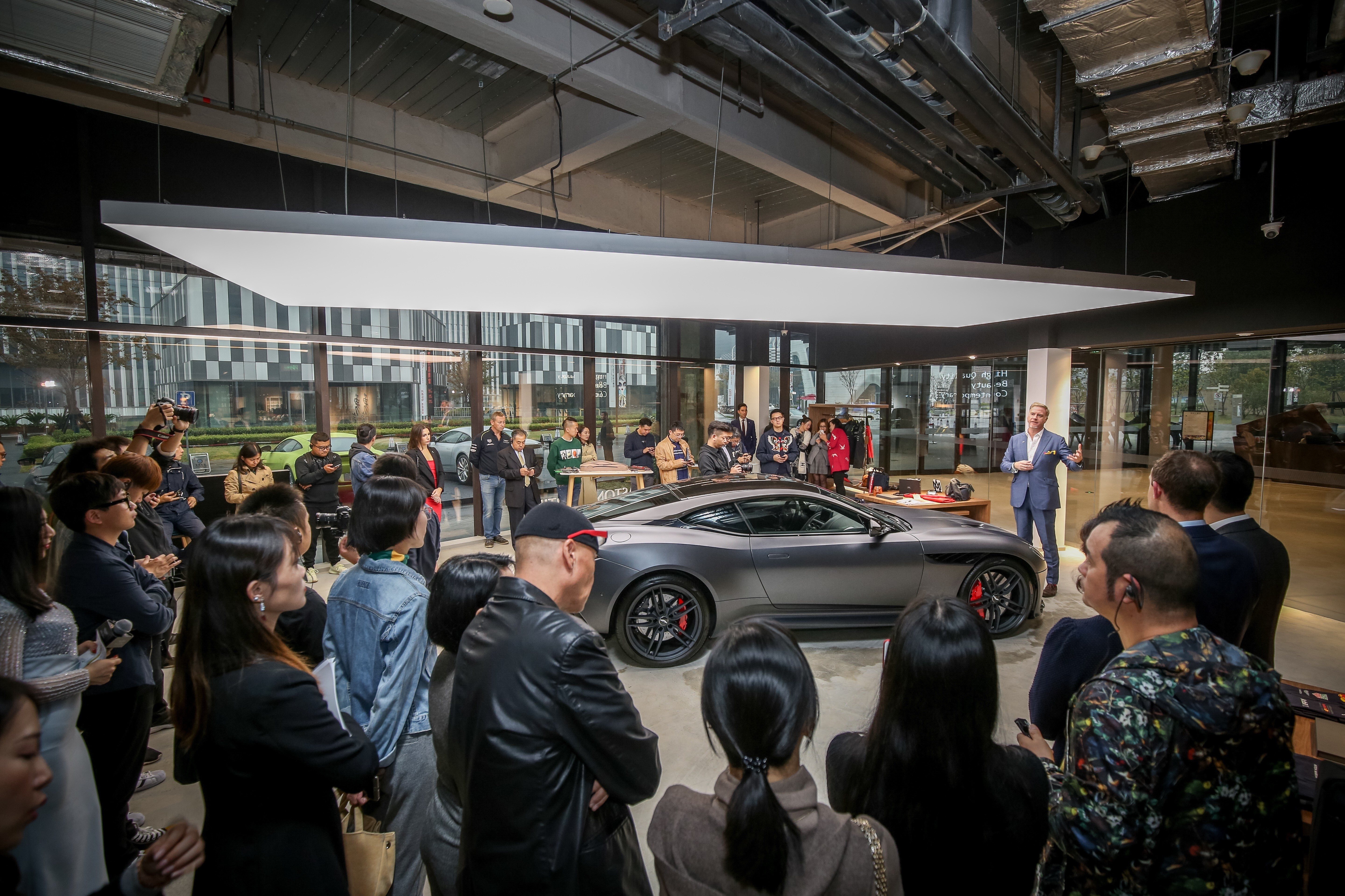 aston martin,  t&agrave;i ch&iacute;nh,  blackrock,  aston,  martin,  mỹ,  trung quốc,  thuế quan ảnh 3