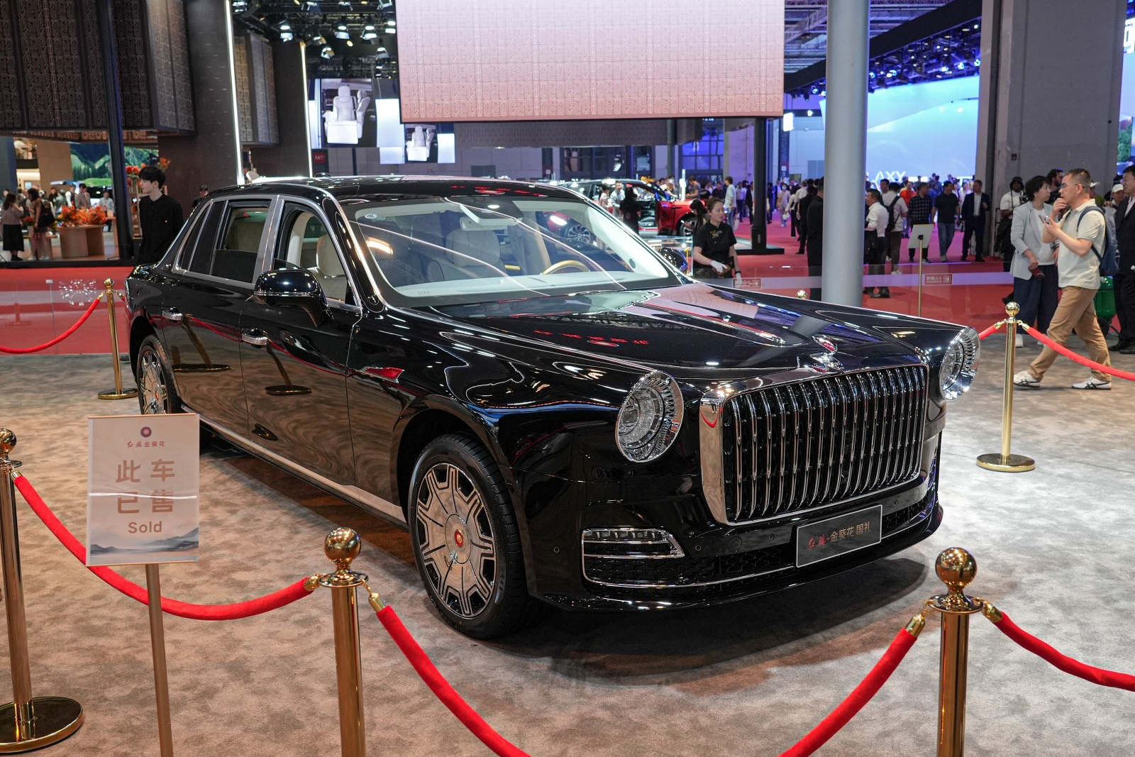 hongqi,  trung quốc,  hồng kỳ,  golden sunflower,  guoli,  guoyao,  tập cận b&igrave;nh,  ch&acirc;u &acirc;u,  nga,  malaysia ảnh 1