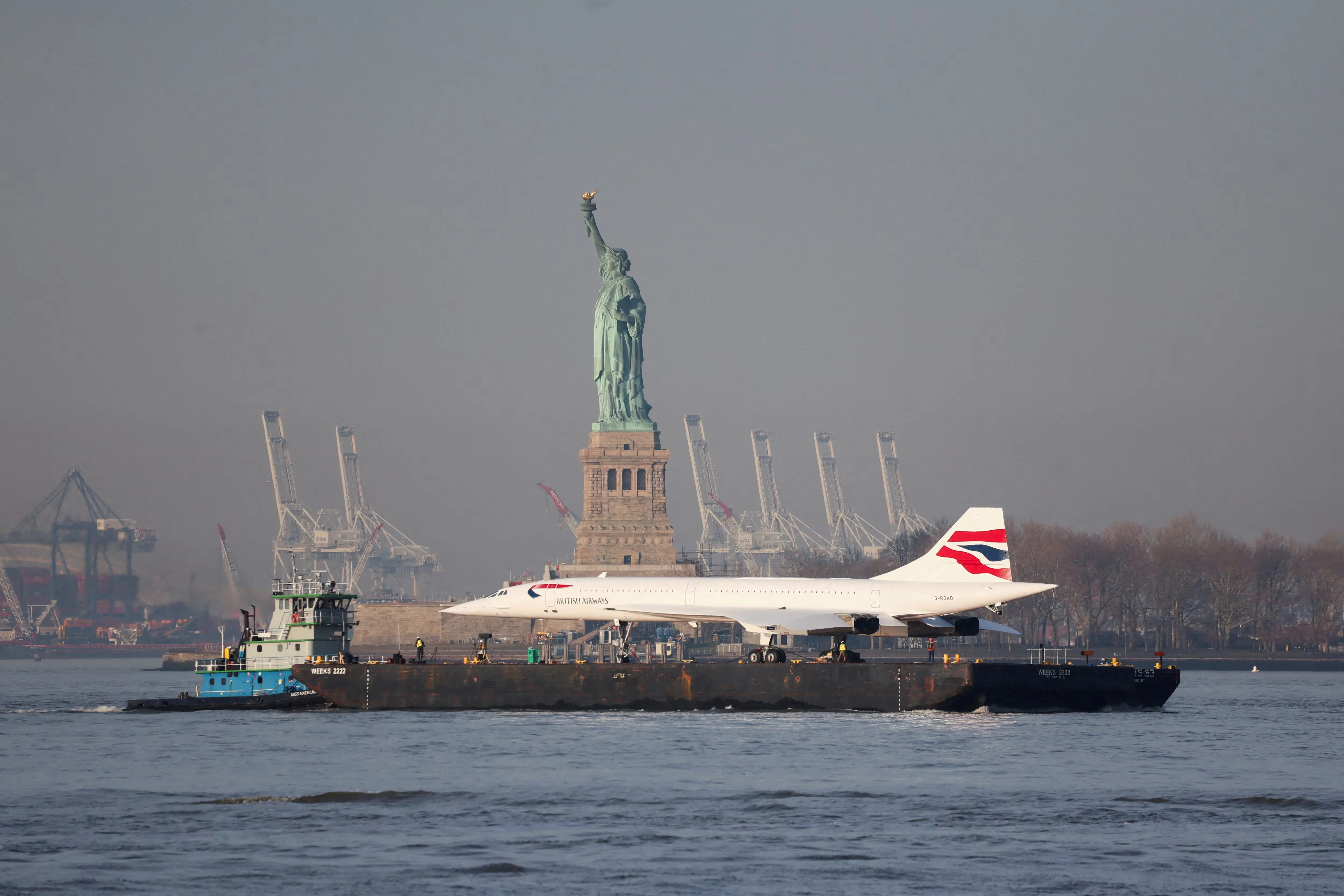taxi bay,  mỹ,  m&aacute;y bay si&ecirc;u thanh,  si&ecirc;u thanh,  drone,  concorde,  eVTOL,  trump,  tổng thống,  donald trump,  trung quốc ảnh 4