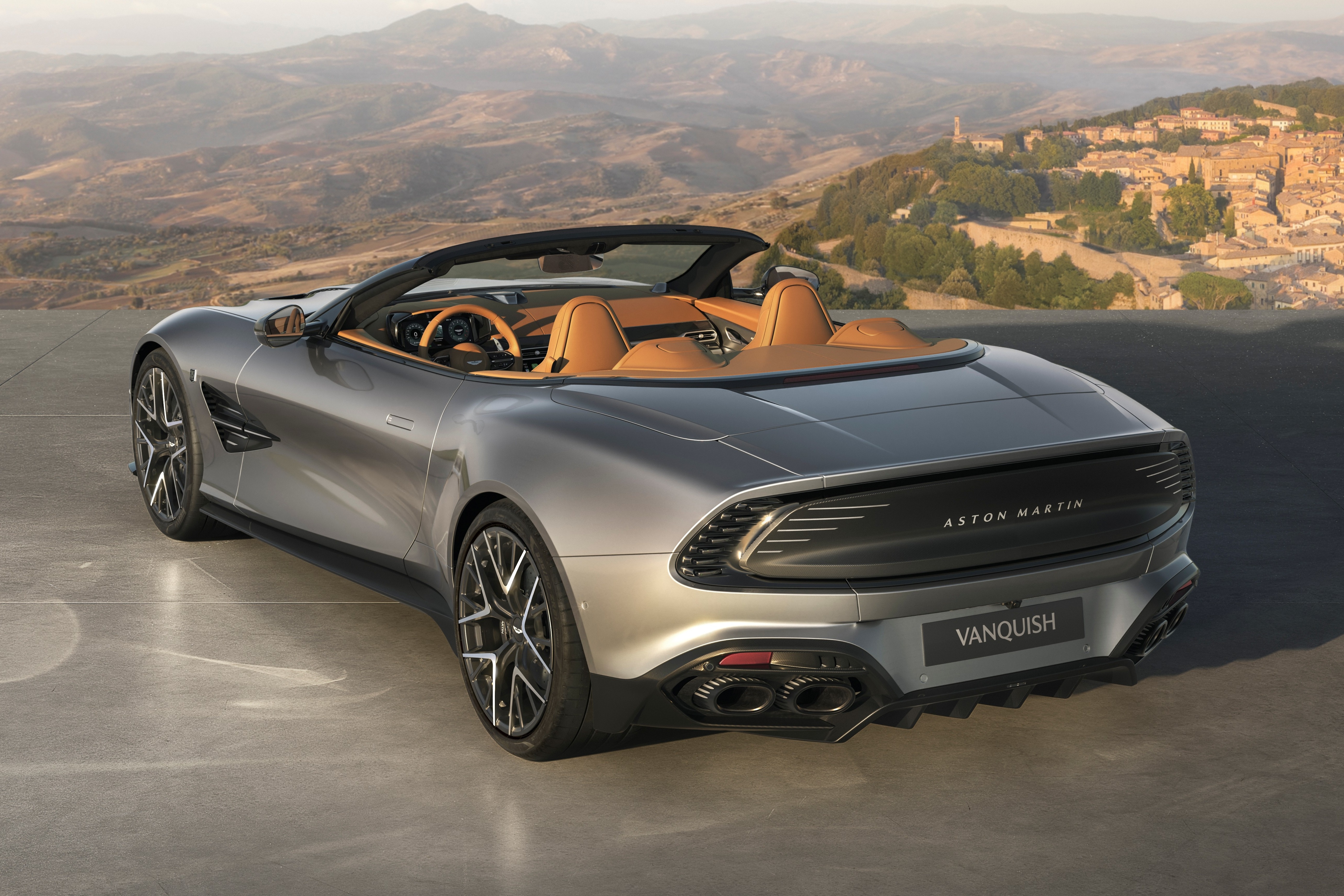 aston martin,  vanquish,  vanquish 25,  aston martin vanquish 25,  volante,  vanquish 25 volante,  si&ecirc;u xe,  mỹ,  Monterey Car Week,  california ảnh 2