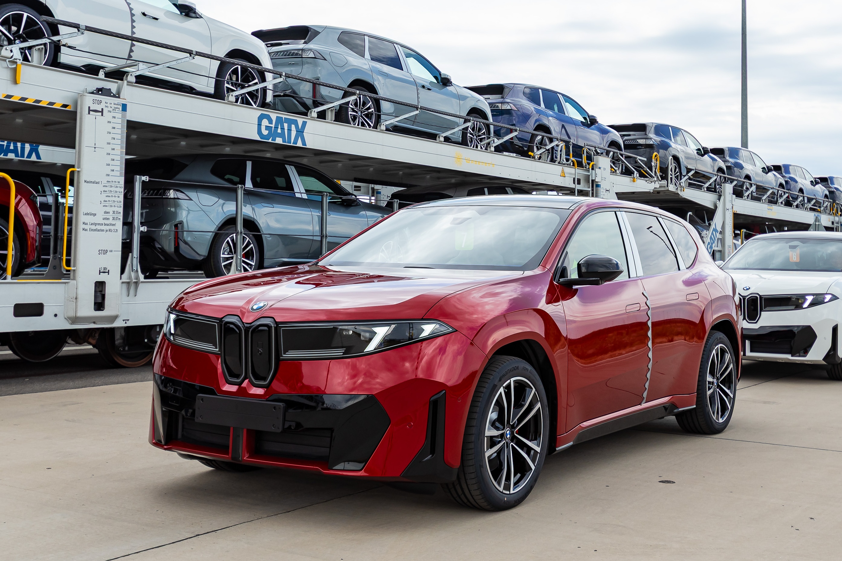 Xe BMW sẽ được trang bị chip Qualcomm