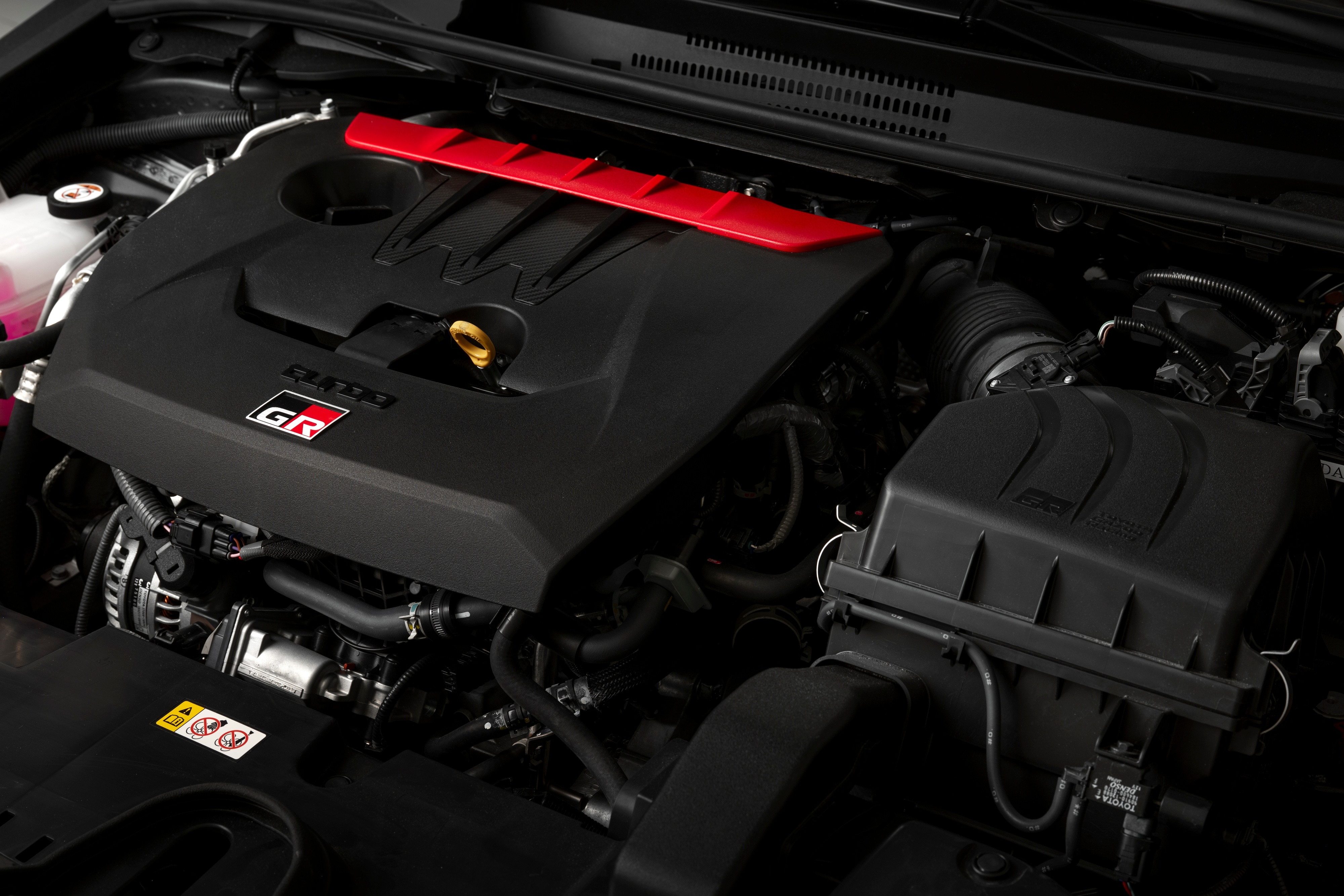 Toyota GRMN Corolla,  Toyota,  GRMN,  Corolla,  gazoo,  gazoo racing,  gr,  gr corolla,  hatchback,  hot hatch,  mỹ,  nhật bản,  đức,  nurburgring ảnh 15