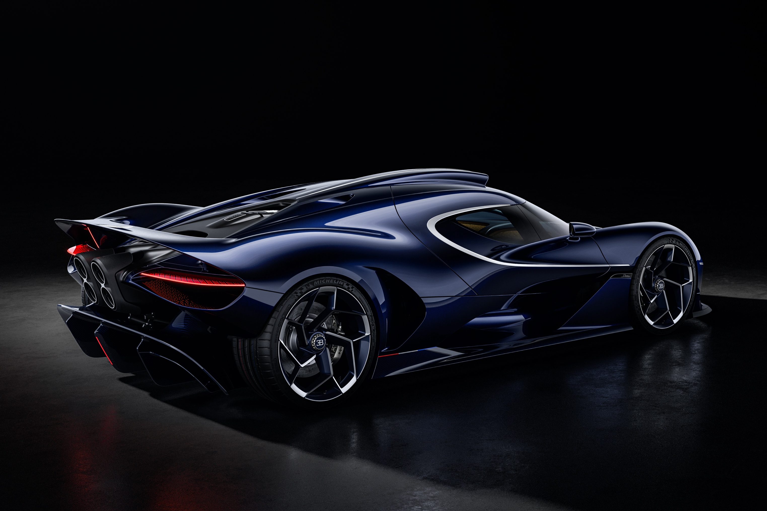 bugatti,  destrier,  bugatti destrier,  si&ecirc;u xe,  hypercar,  bolide,  bugatti bolide,  mỹ,  bugatti greenwich,  Monterey Car Week,  ph&aacute;p ảnh 2