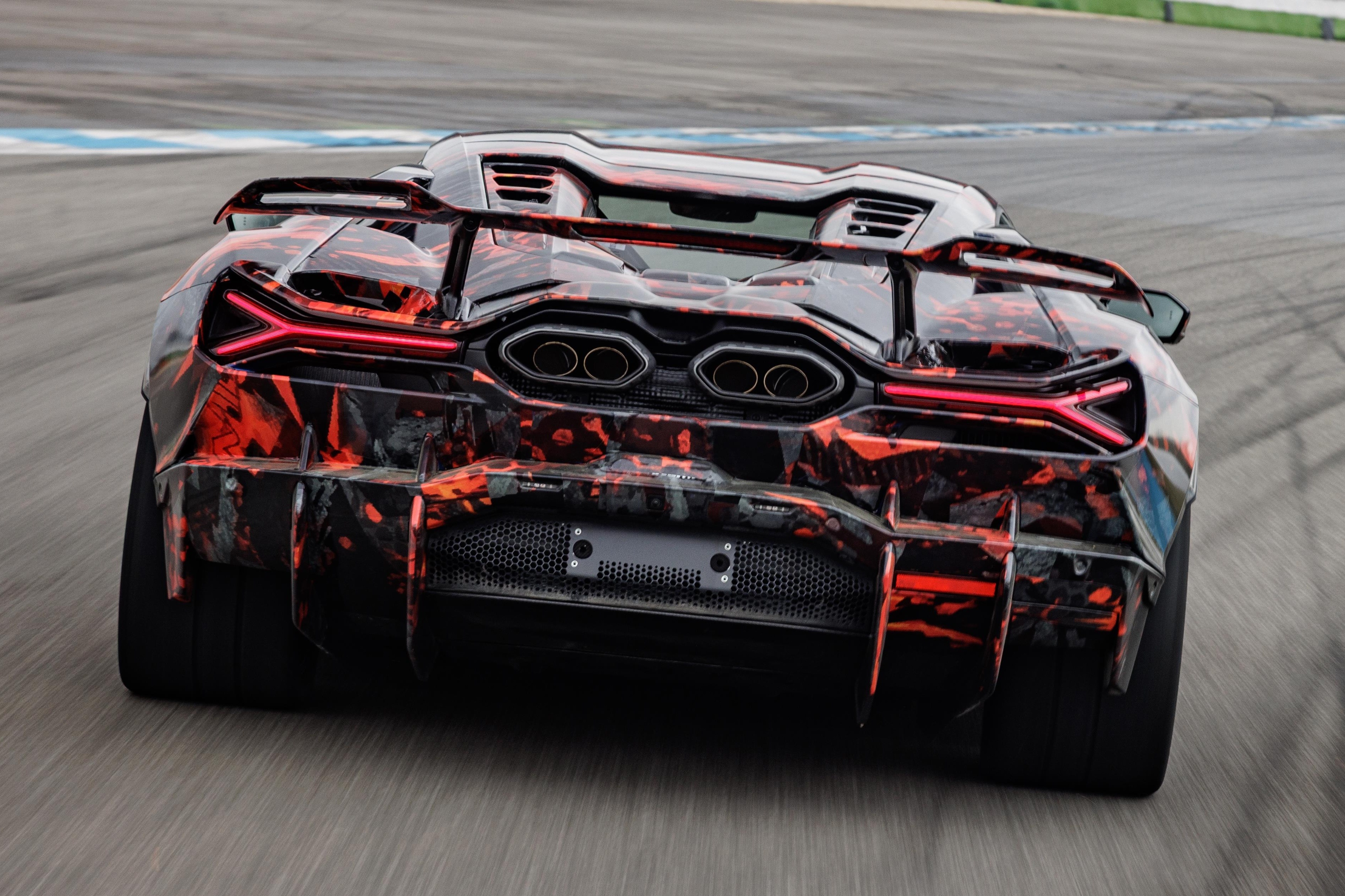 lamborghini revuelto,  sv,  revuelto sv,  lamborghini revuelto sv,  si&ecirc;u xe,  mỹ,  đức,  Hockenheimring,  Marco Mapelli,  The Quail,  Monterey Car Week ảnh 3