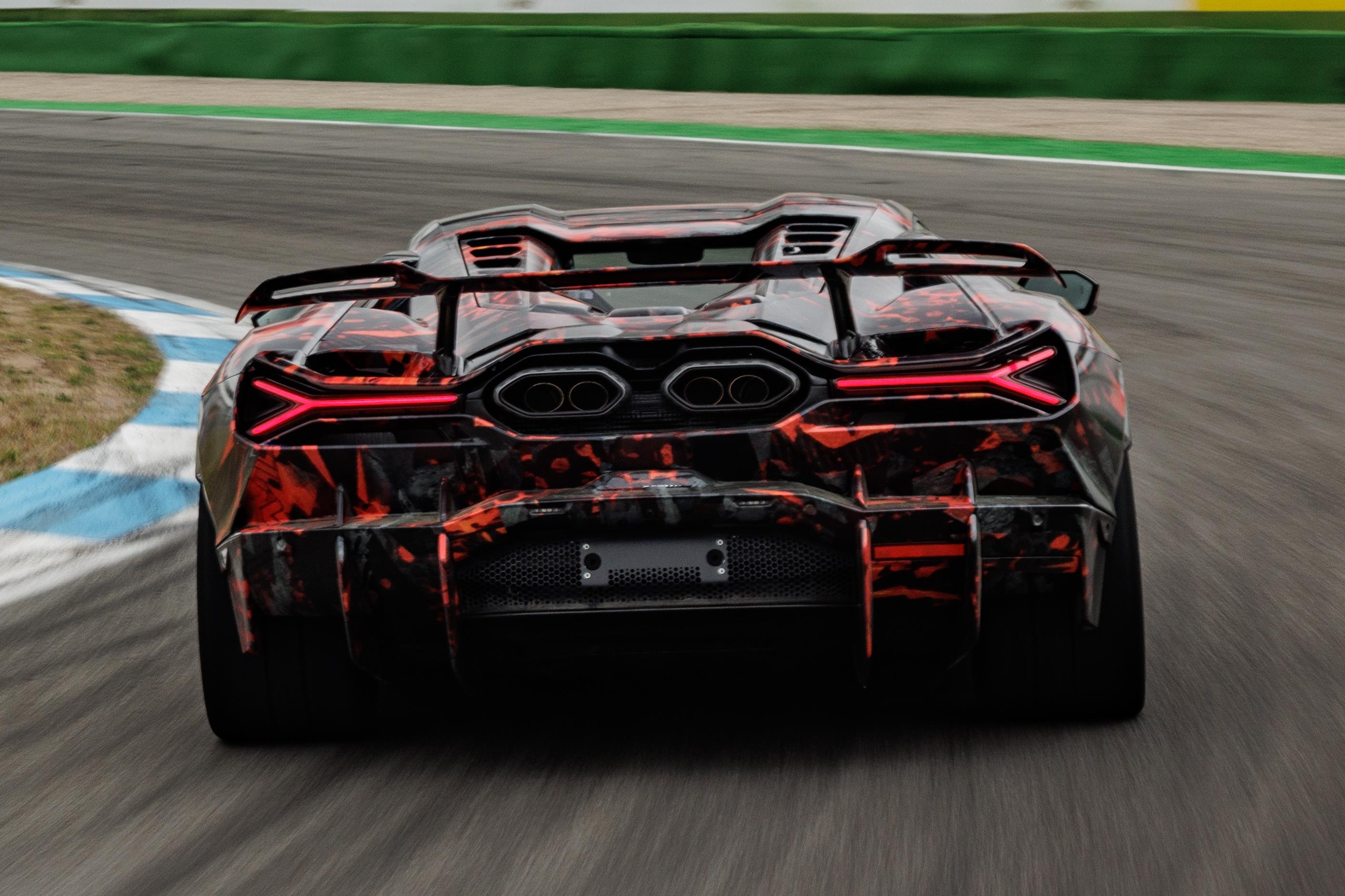 lamborghini revuelto,  sv,  revuelto sv,  lamborghini revuelto sv,  si&ecirc;u xe,  mỹ,  đức,  Hockenheimring,  Marco Mapelli,  The Quail,  Monterey Car Week ảnh 6