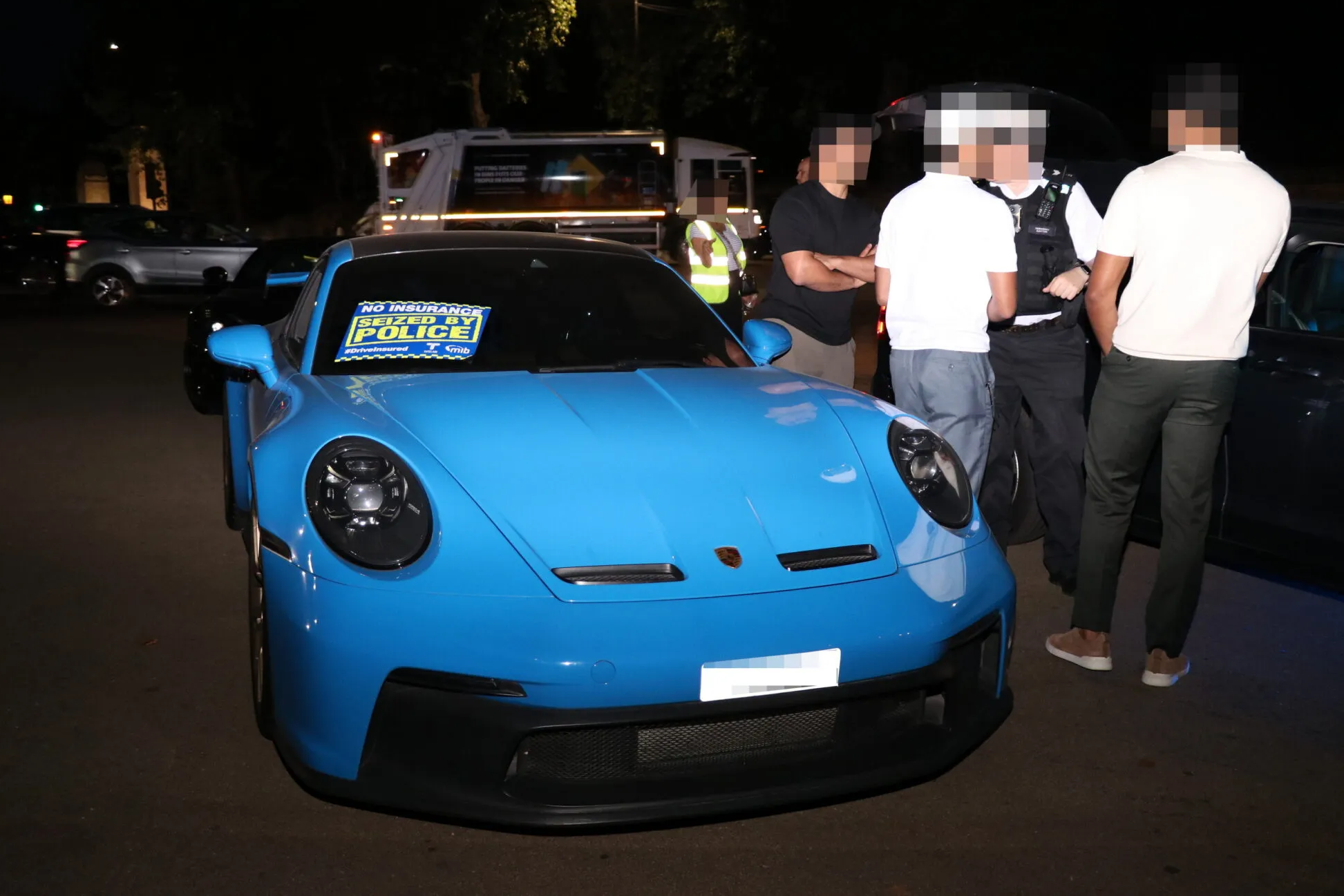 cảnh s&aacute;t,  si&ecirc;u xe,  tịch thu,  anh,  london,  cảnh s&aacute;t anh,  ferrari,  lamborghini,  porsche,  toyota,  rolls-royce,  mclaren,  bmw,  mercedes,  mercedes-benz,  land rover,  trung đ&ocirc;ng ảnh 10