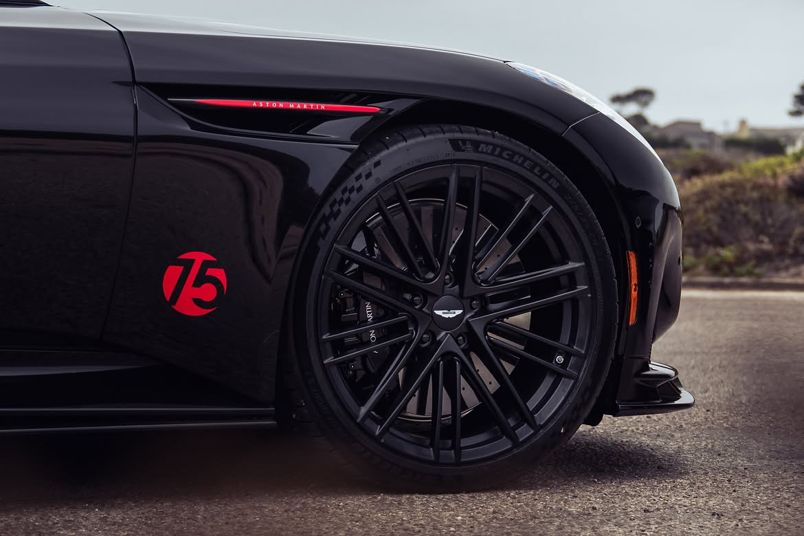 aston martin,  db12,  db12 s,  db12 s vmf,  si&ecirc;u xe,  grand tourer,  mỹ,  anh quốc,  db2,  aston martin db12,  aston martin db2,  le mans ảnh 6