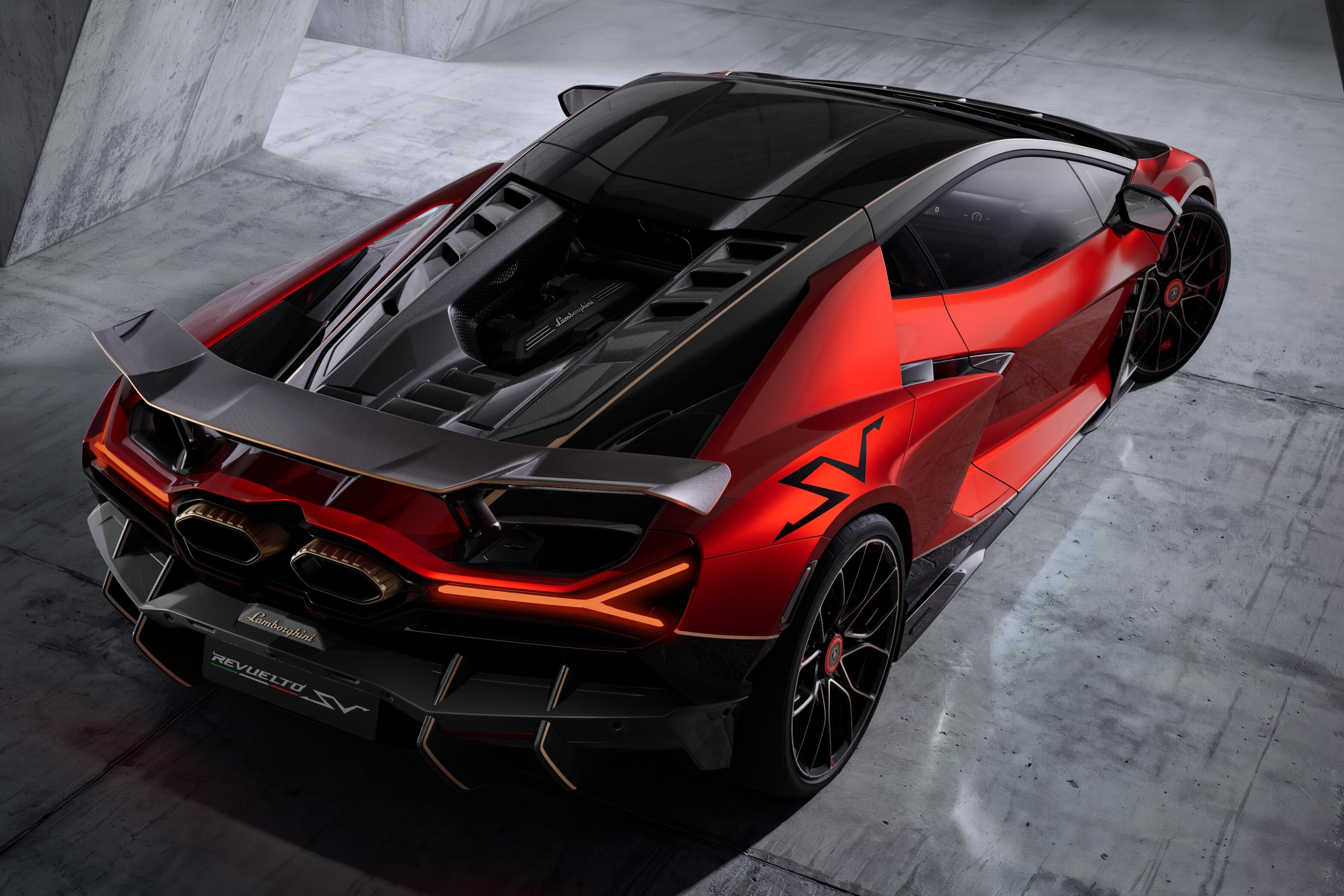 lamborghini,  revuelto,  revuelto sv,  sv,  lamborghini revuelto,  lamborghini revuelto sv,  si&ecirc;u xe,  miura sv,  diablo sv,  murcielago sv,  aventador sv,  v12 ảnh 2