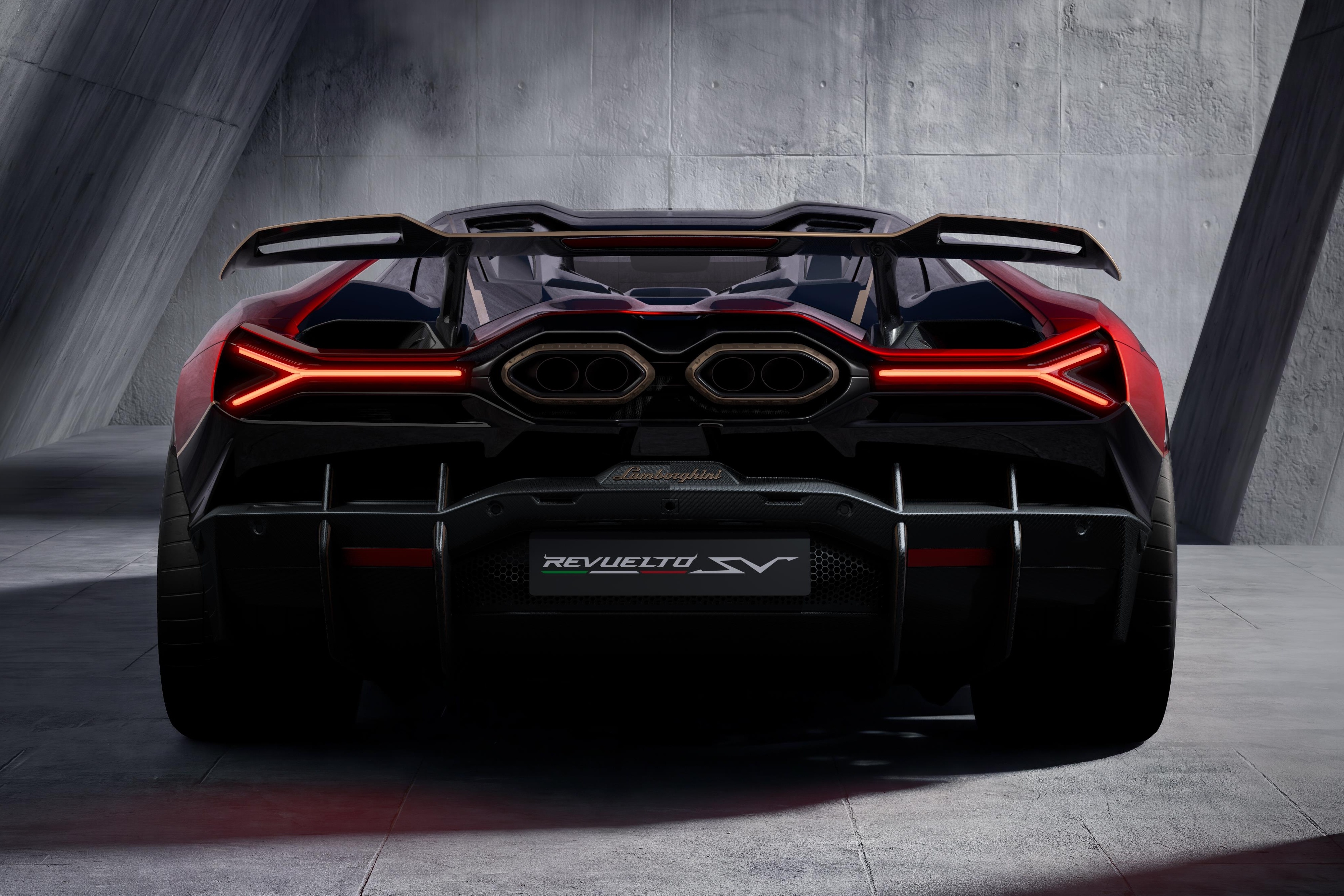 lamborghini,  revuelto,  revuelto sv,  sv,  lamborghini revuelto,  lamborghini revuelto sv,  si&ecirc;u xe,  miura sv,  diablo sv,  murcielago sv,  aventador sv,  v12 ảnh 5